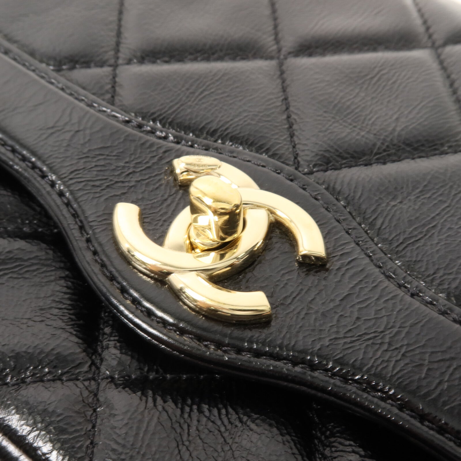 CHANEL 漆皮皮革Chain Shoulder鏈帶肩背袋