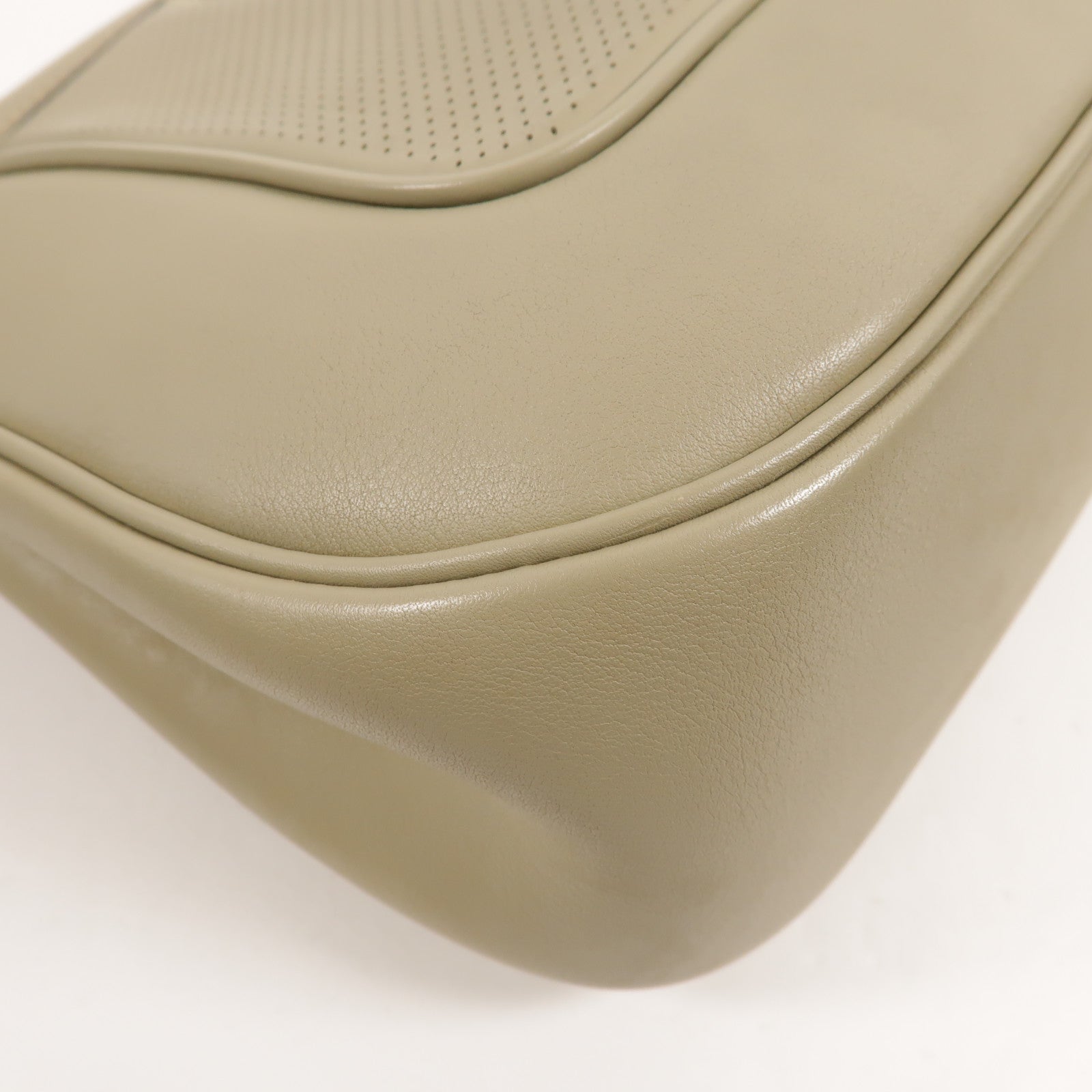 HERMES Swift皮革Berline 28肩背袋Sauge