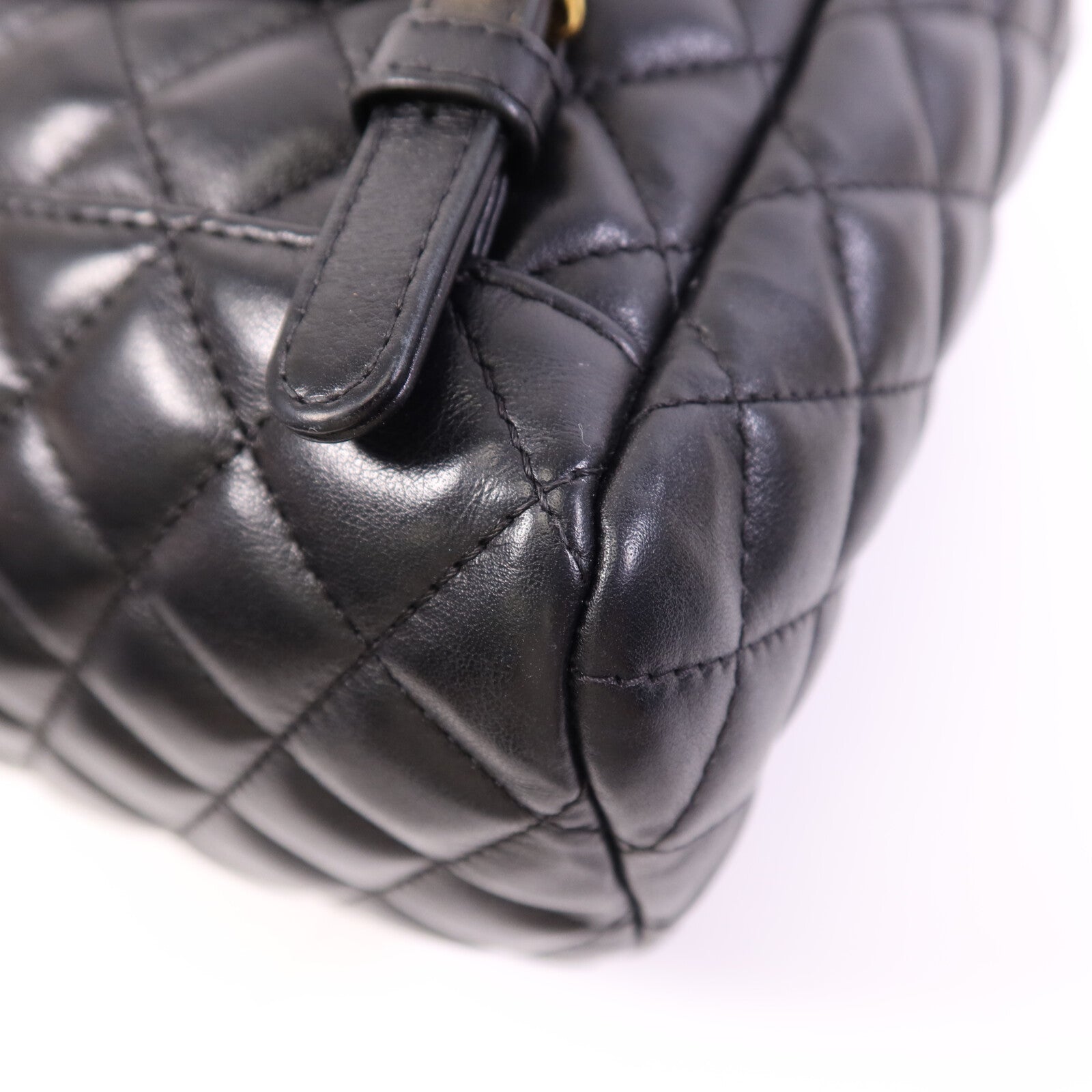 CHANEL 羊皮皮革Backpack金扣鏈帶背包
