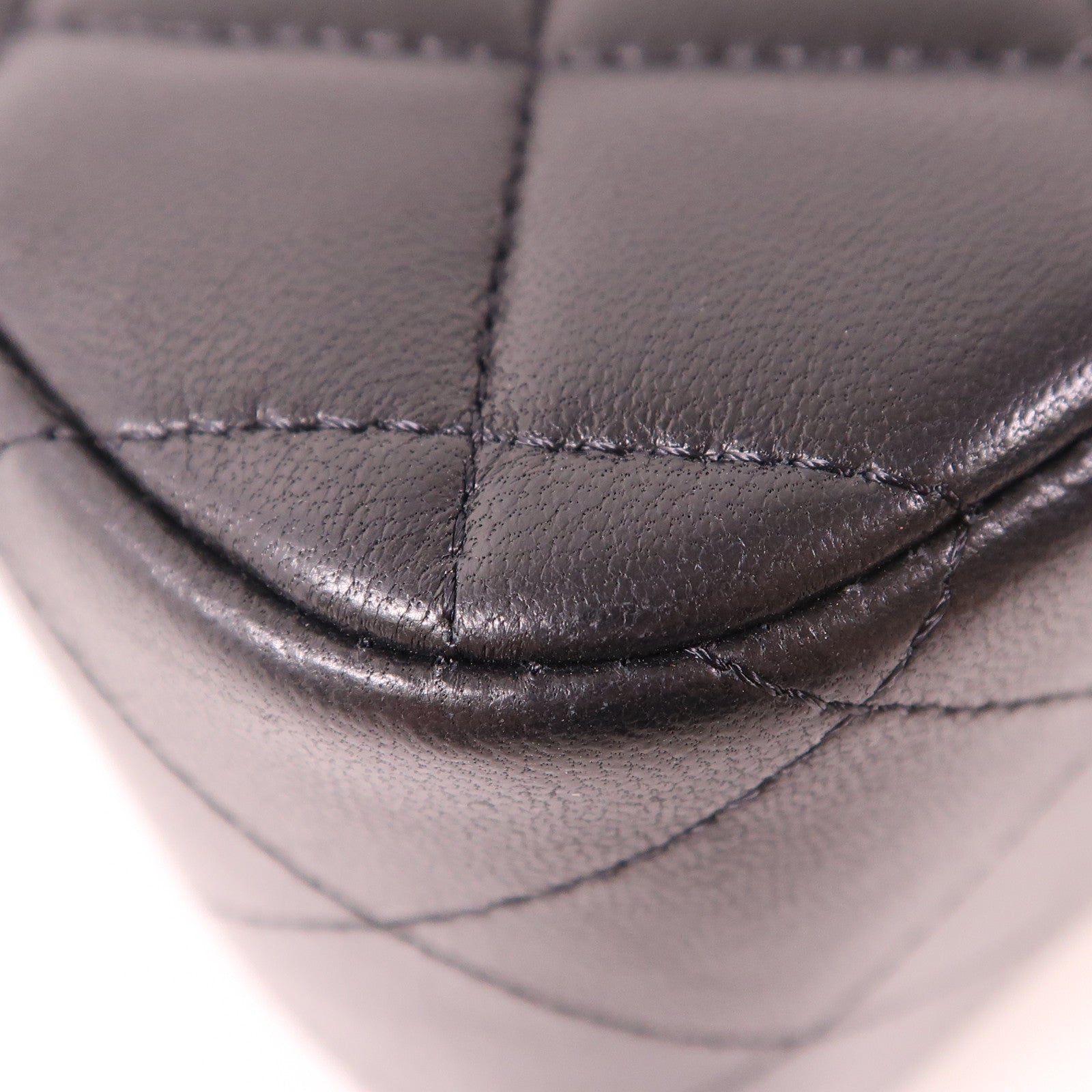 CHANEL 羊皮皮革Maxi Classic金扣鏈帶肩背袋