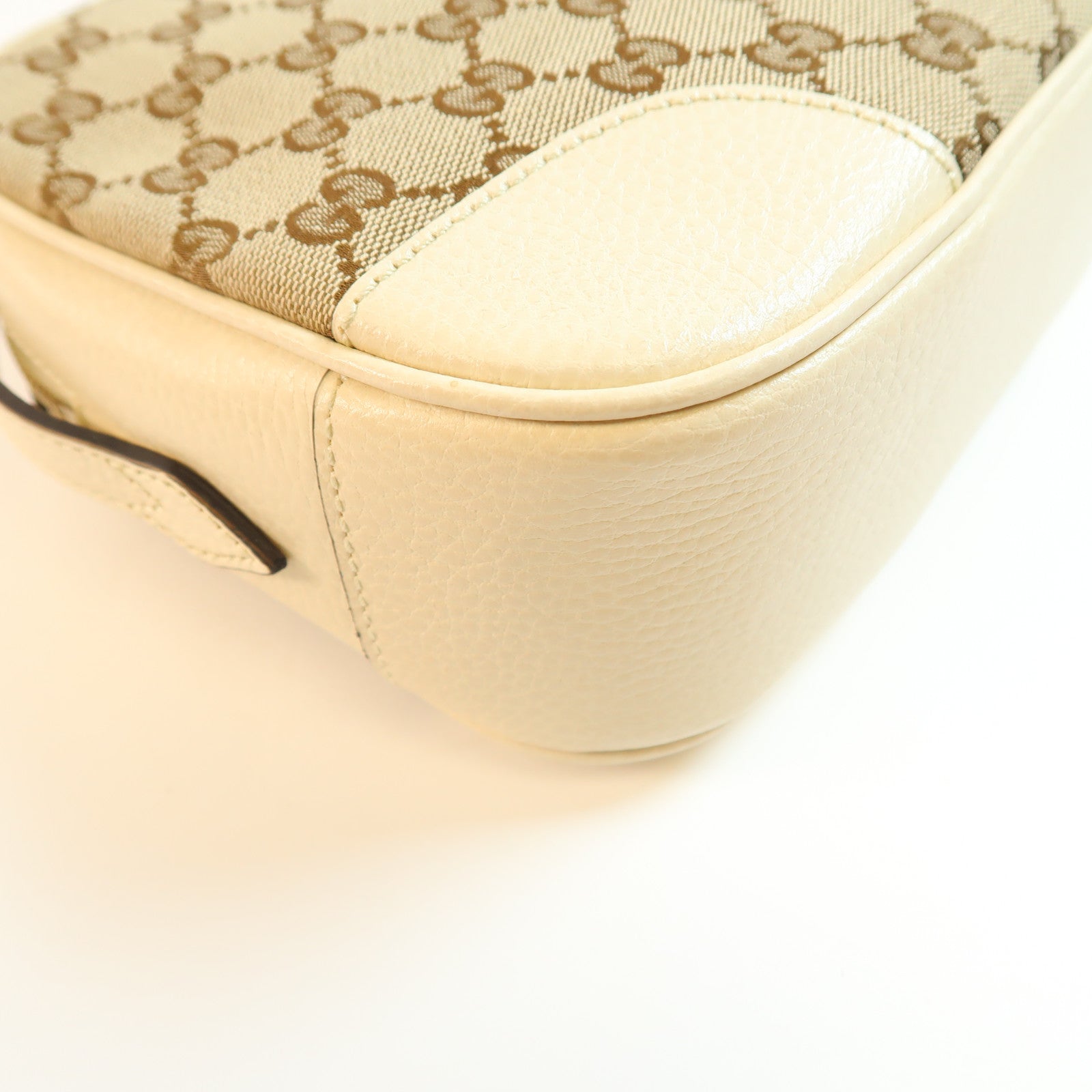 GUCCI 帆布Shoulder Bag金扣肩背袋