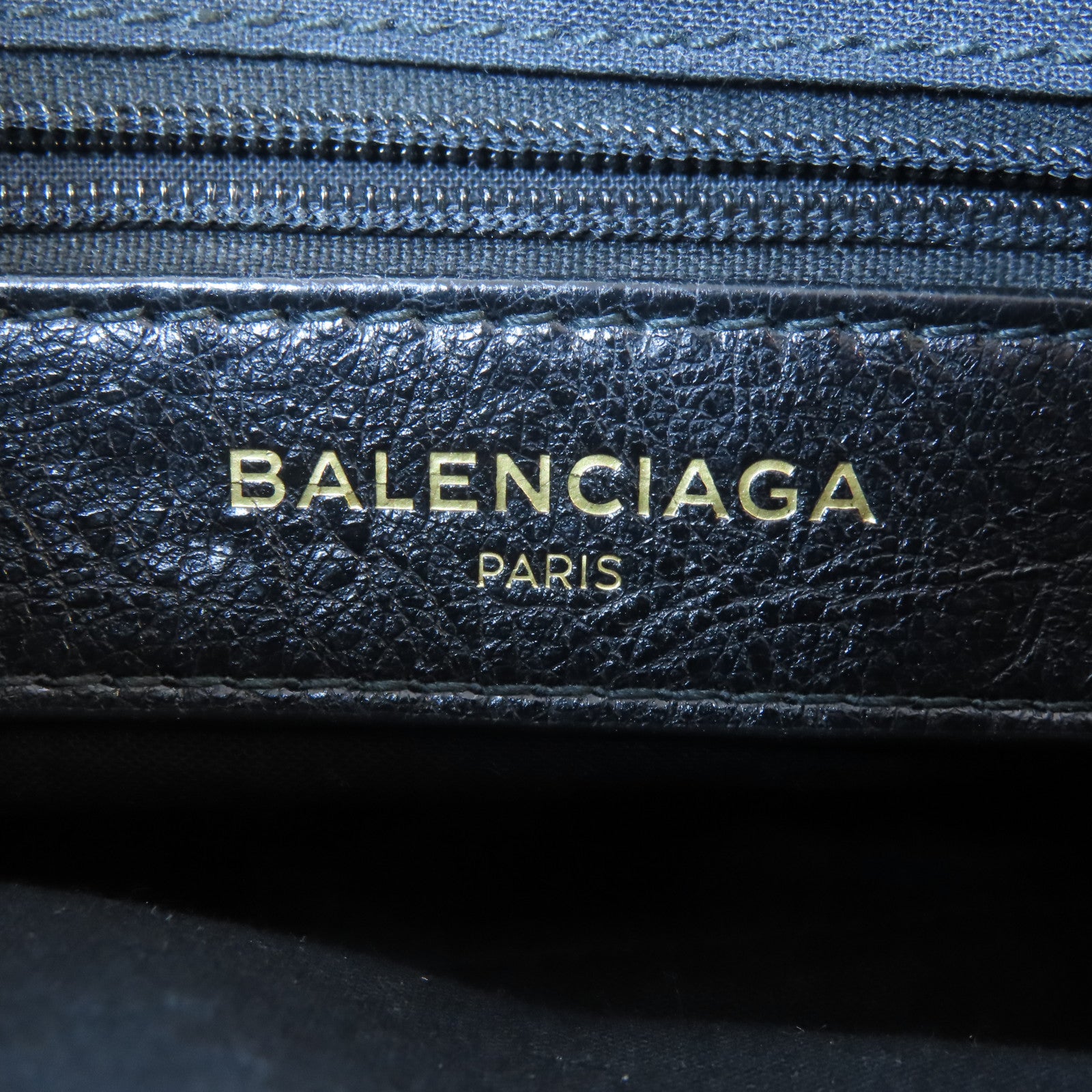 BALENCIAGA 牛皮皮革Crossbody Hip Small Bag金扣肩背袋黑色