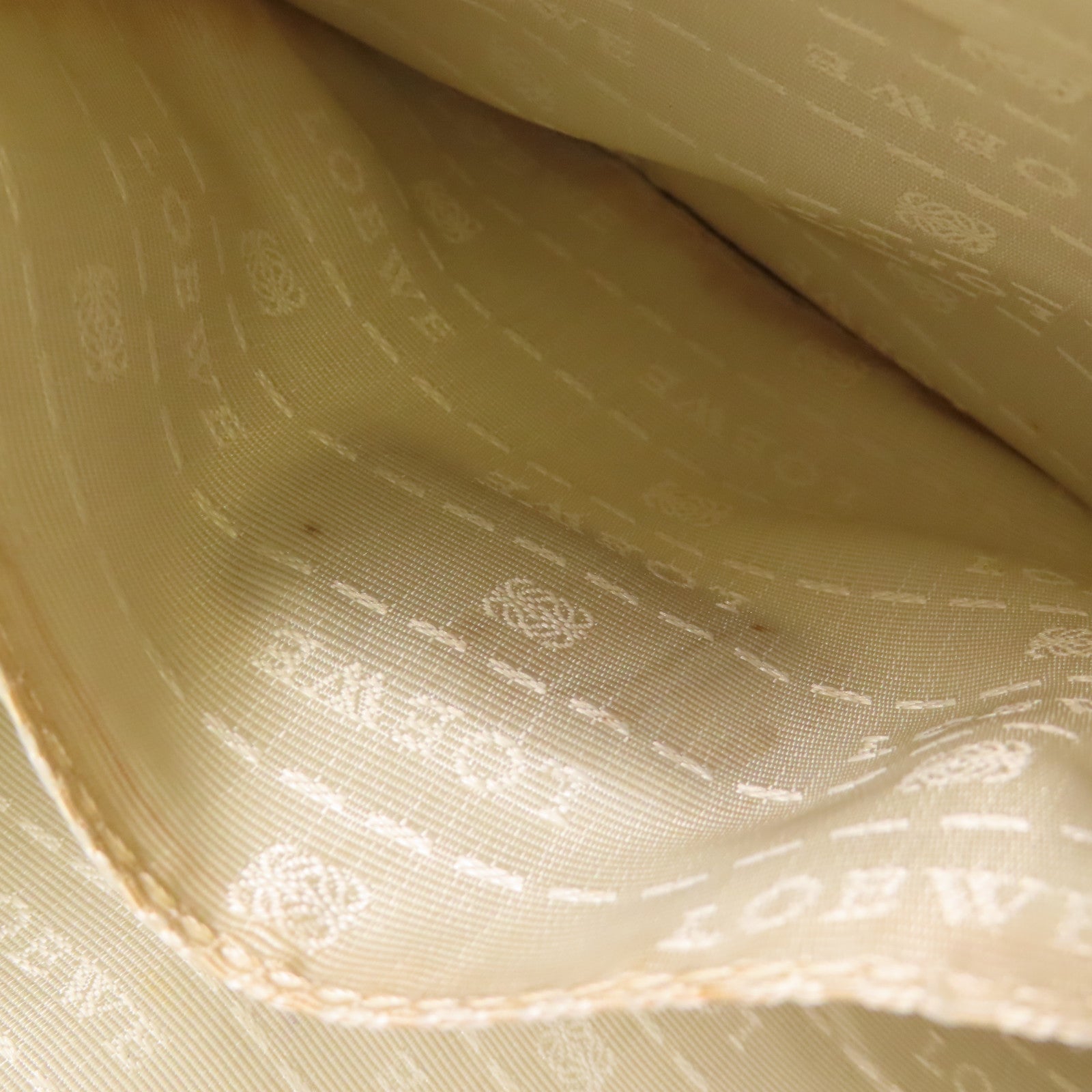 LOEWE 【激減優惠】牛皮皮革Shoulder Bag銀扣肩背袋