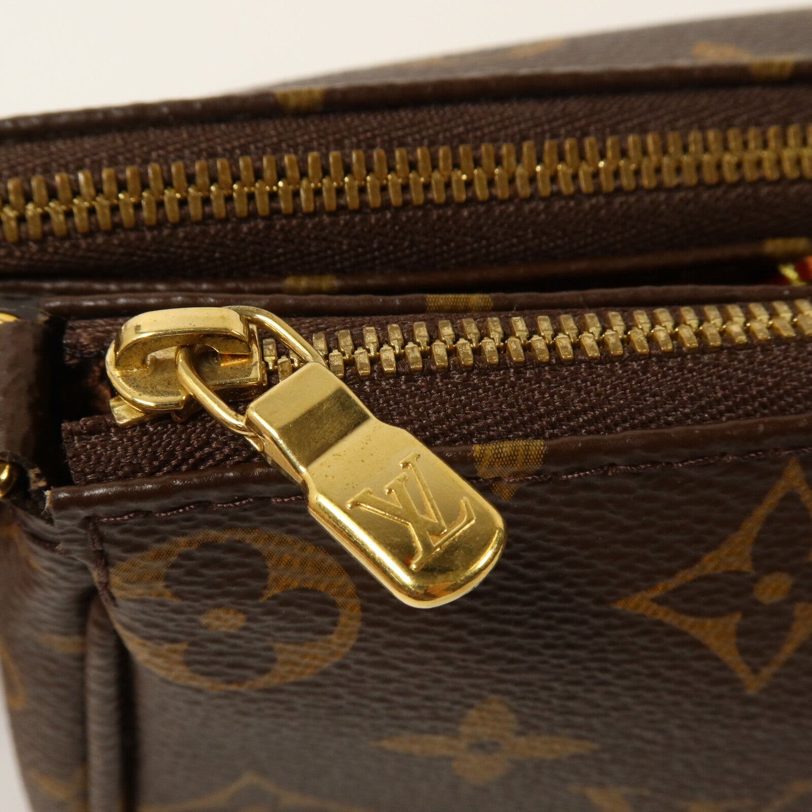 LOUIS VUITTON Monogram Multi Pochette Accessoires肩背袋