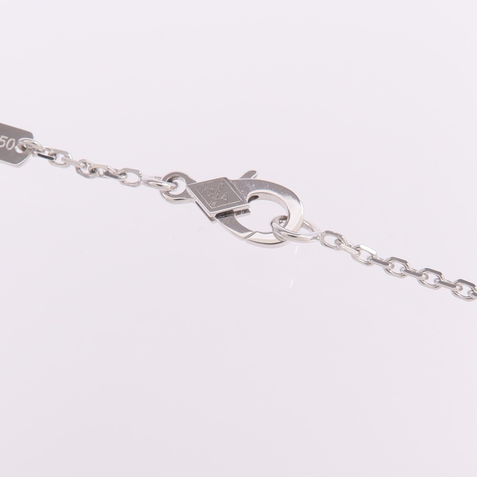 Van Cleef & Arpels 18K白金Vintage Alhambra Pendant玉髓吊墜