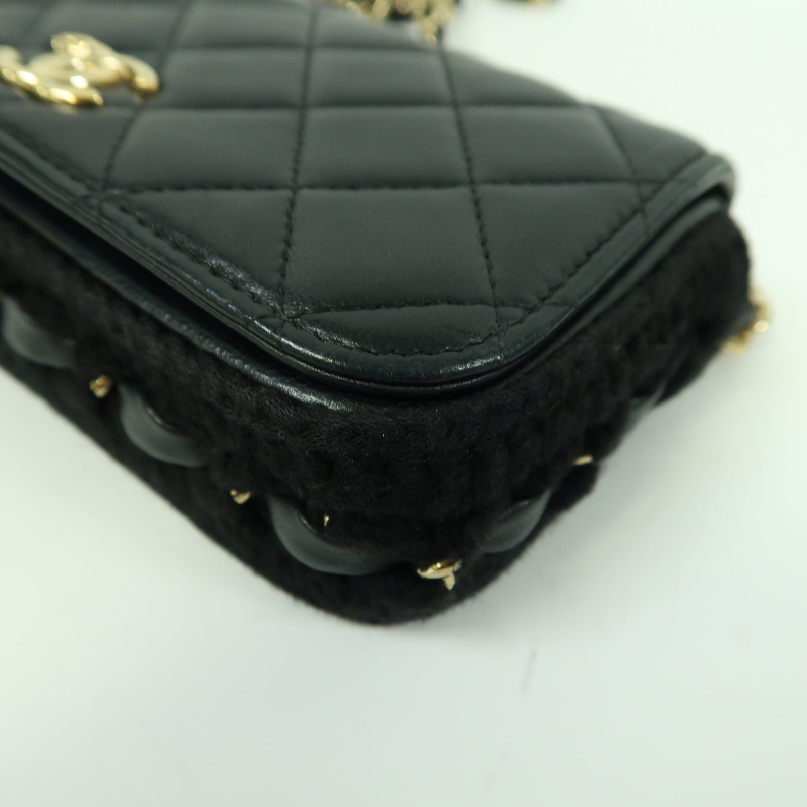 CHANEL 菱格羊皮皮革Chain Shoulder金扣鏈帶肩背袋黑色