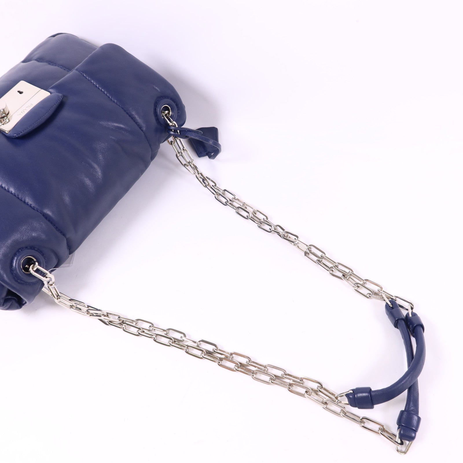 PRADA 羊皮皮革Chain Shoulder Bag銀扣鏈帶肩背袋