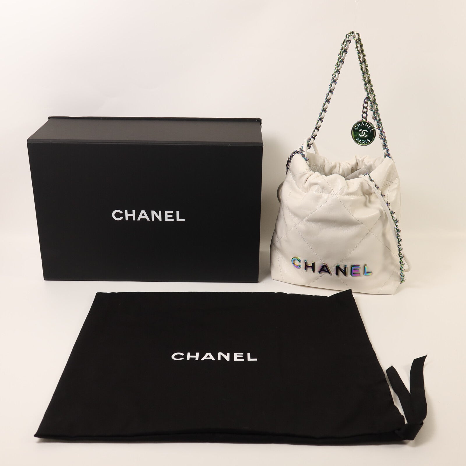 CHANEL 牛皮皮革Chanel 22 Mini鏈帶手挽肩背兩用袋