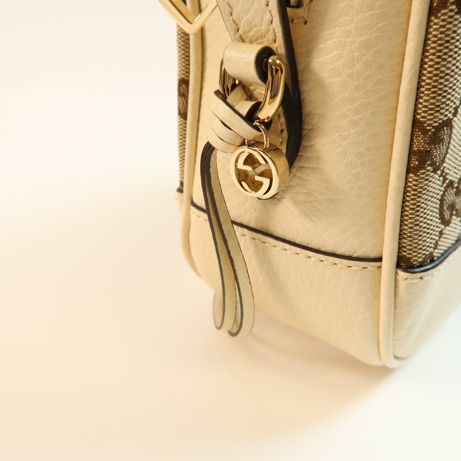 GUCCI 帆布Shoulder Bag金扣肩背袋