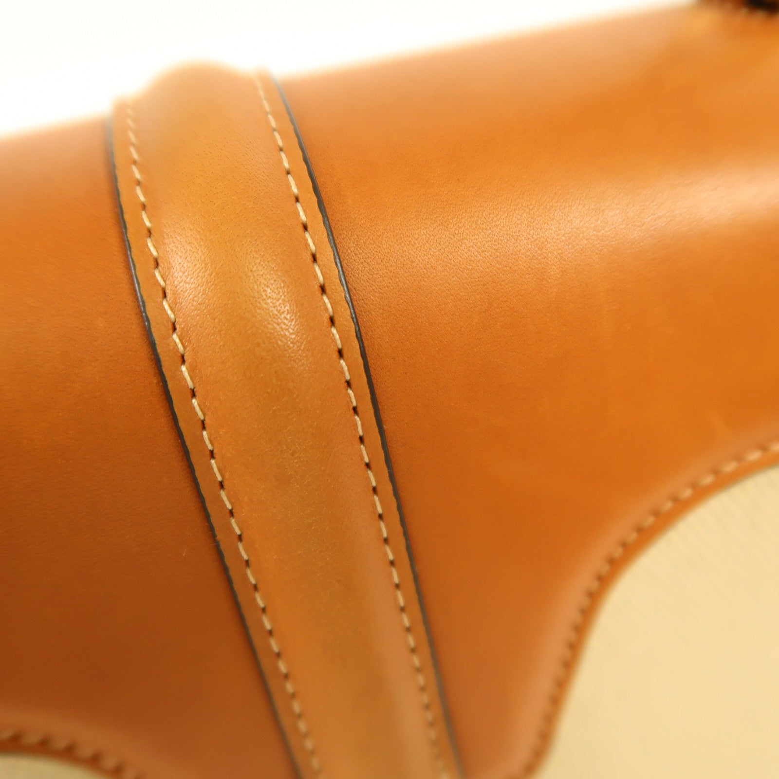 CELINE 牛皮皮革/帆布Small 16 Bag金扣肩背袋