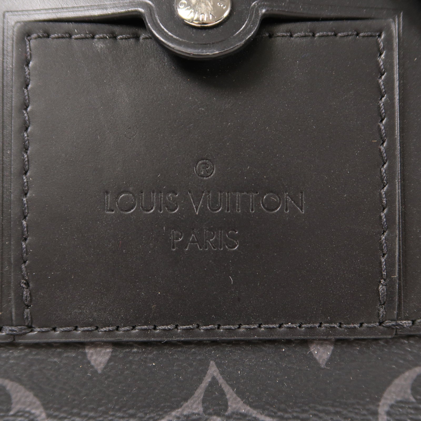 LOUIS VUITTON Monogram Eclipse Messenger PM Voyager銀扣肩背袋