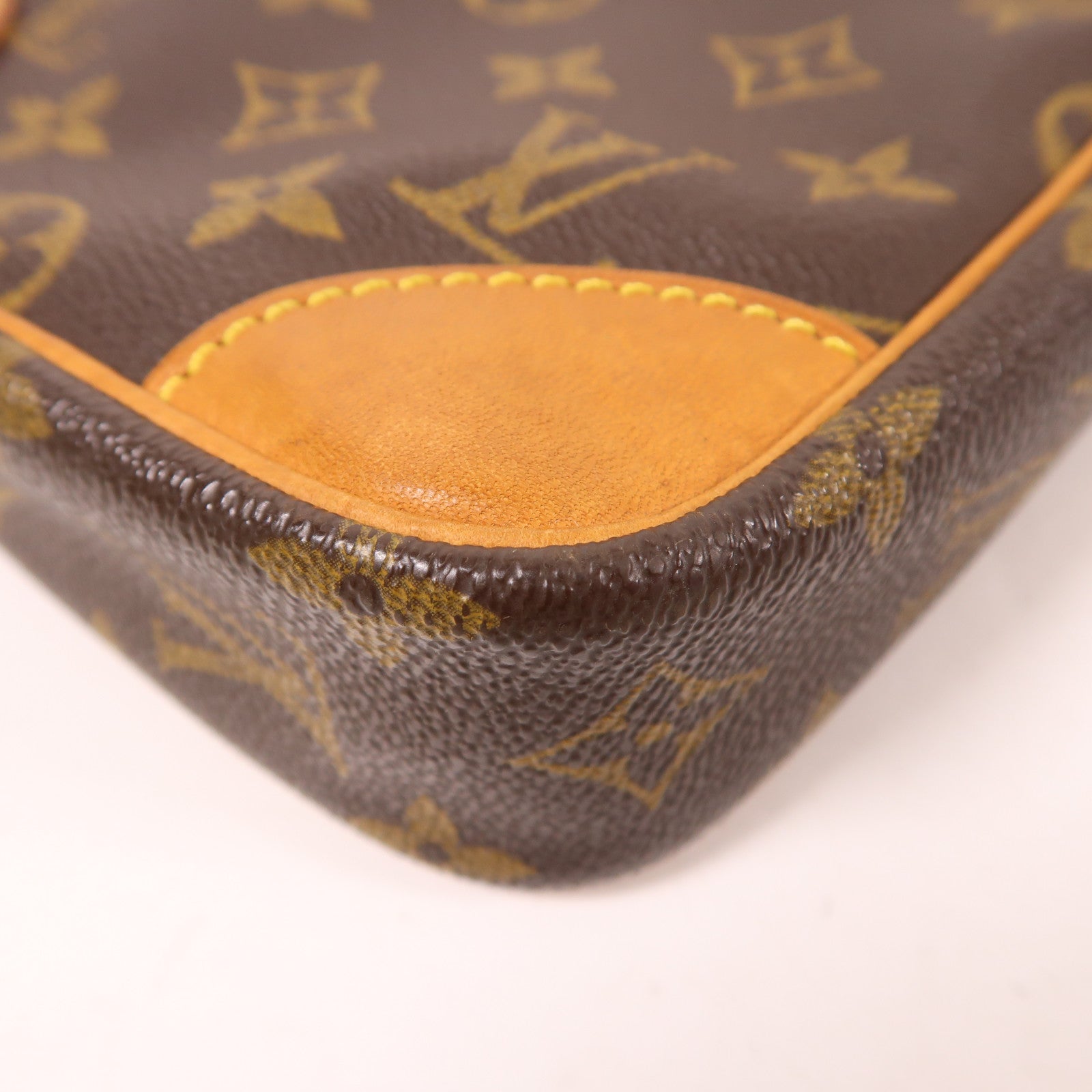 LOUIS VUITTON Monogram Danube金扣肩背袋棕色