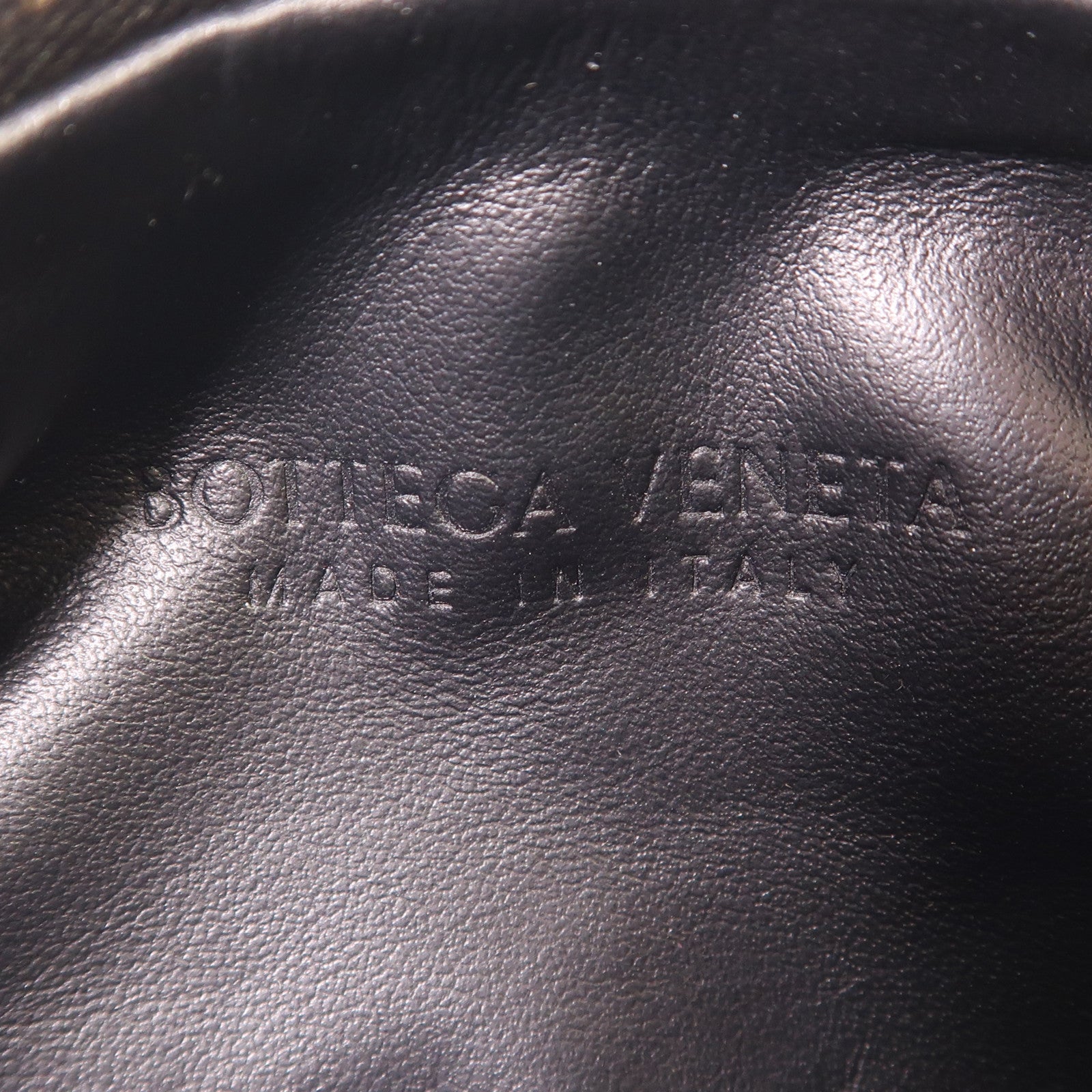 BOTTEGA VENETA 織紋皮革Mini Jodie金扣手挽袋