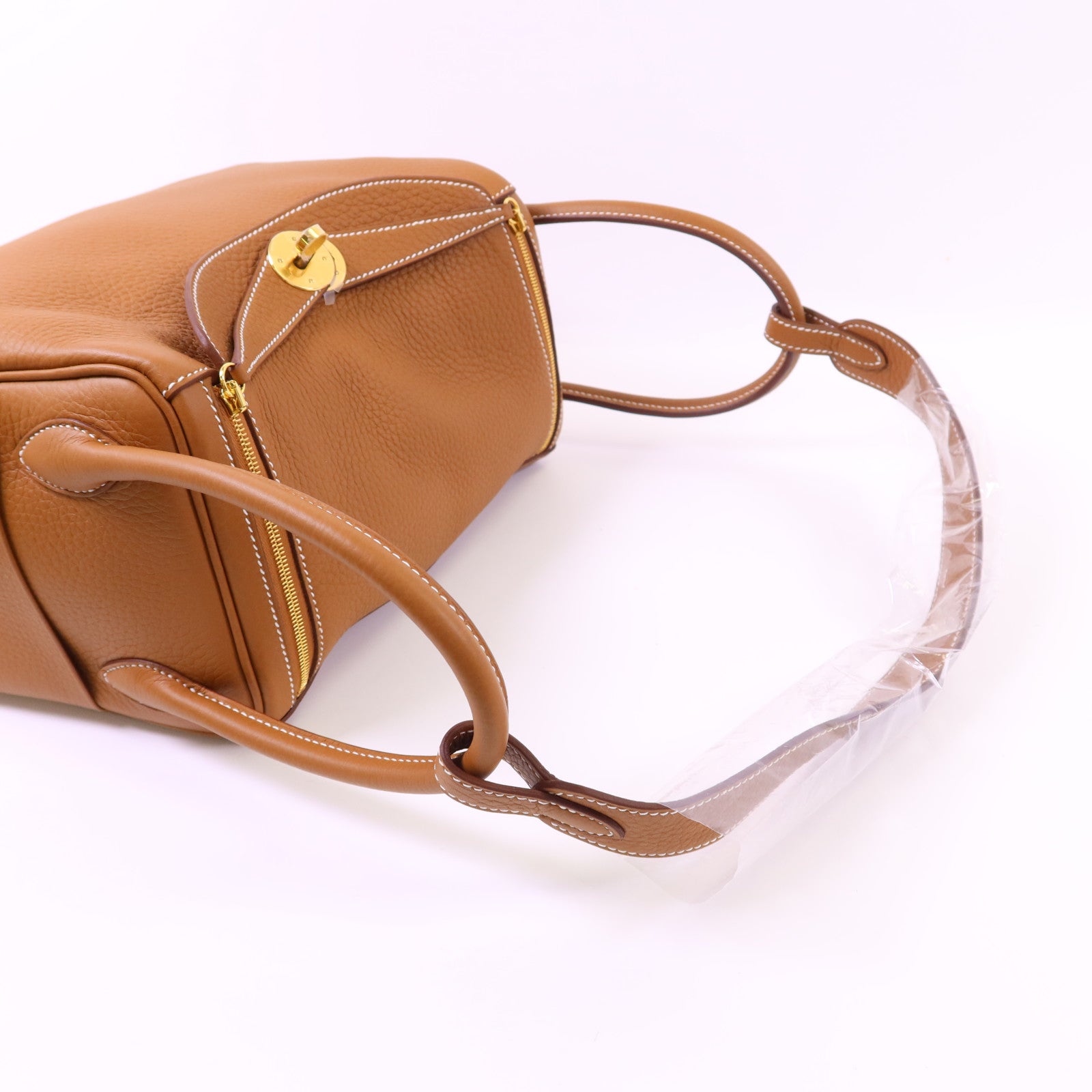 HERMES Clemence皮革Lindy 26金扣肩背袋