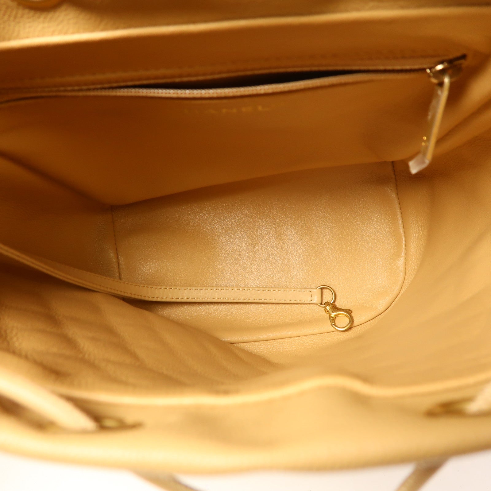 CHANEL 牛皮皮革Filigree Backpack金扣背包