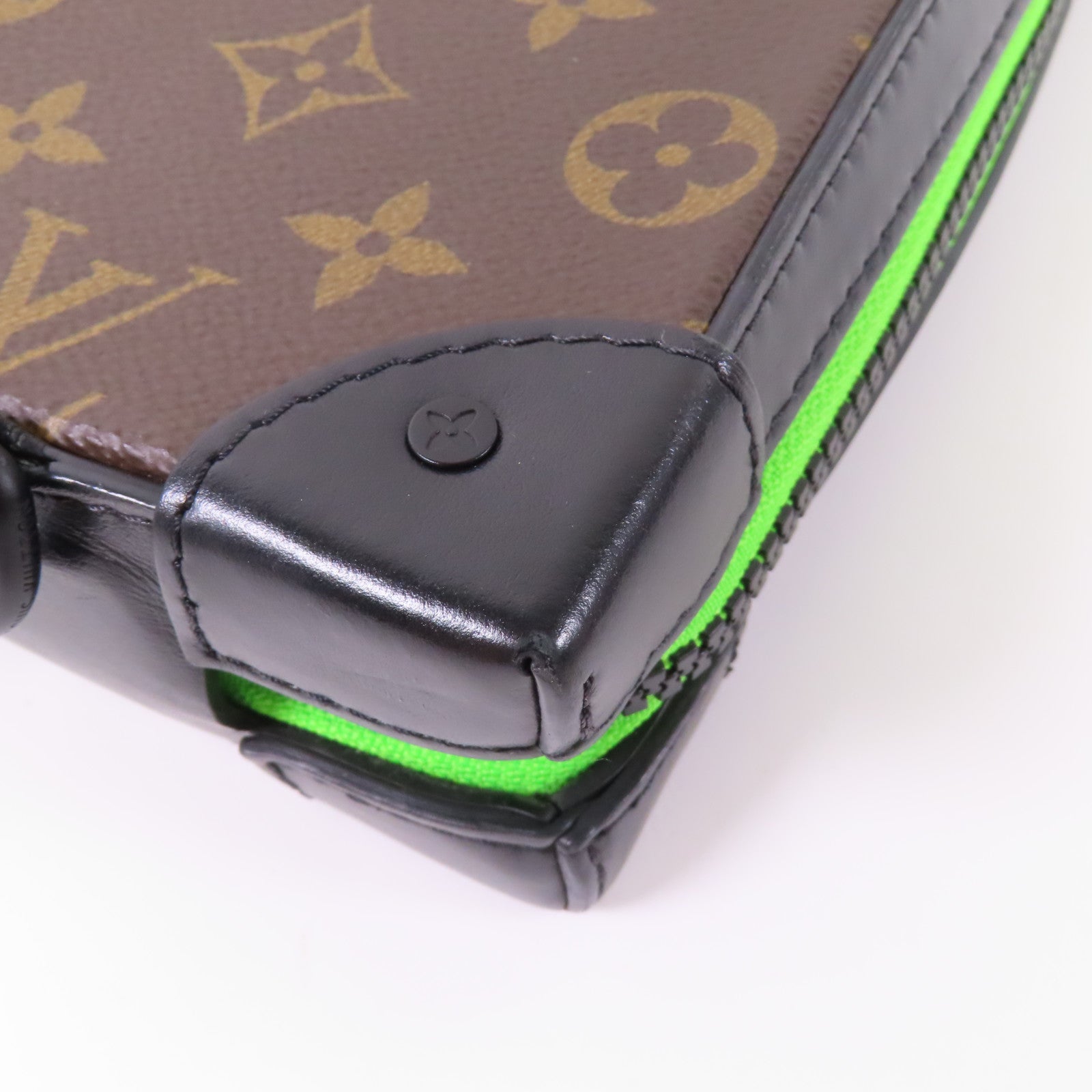 LOUIS VUITTON LV GHW Soft Trunk Phone Box Shoulder Bag M80144 Monogram Brown