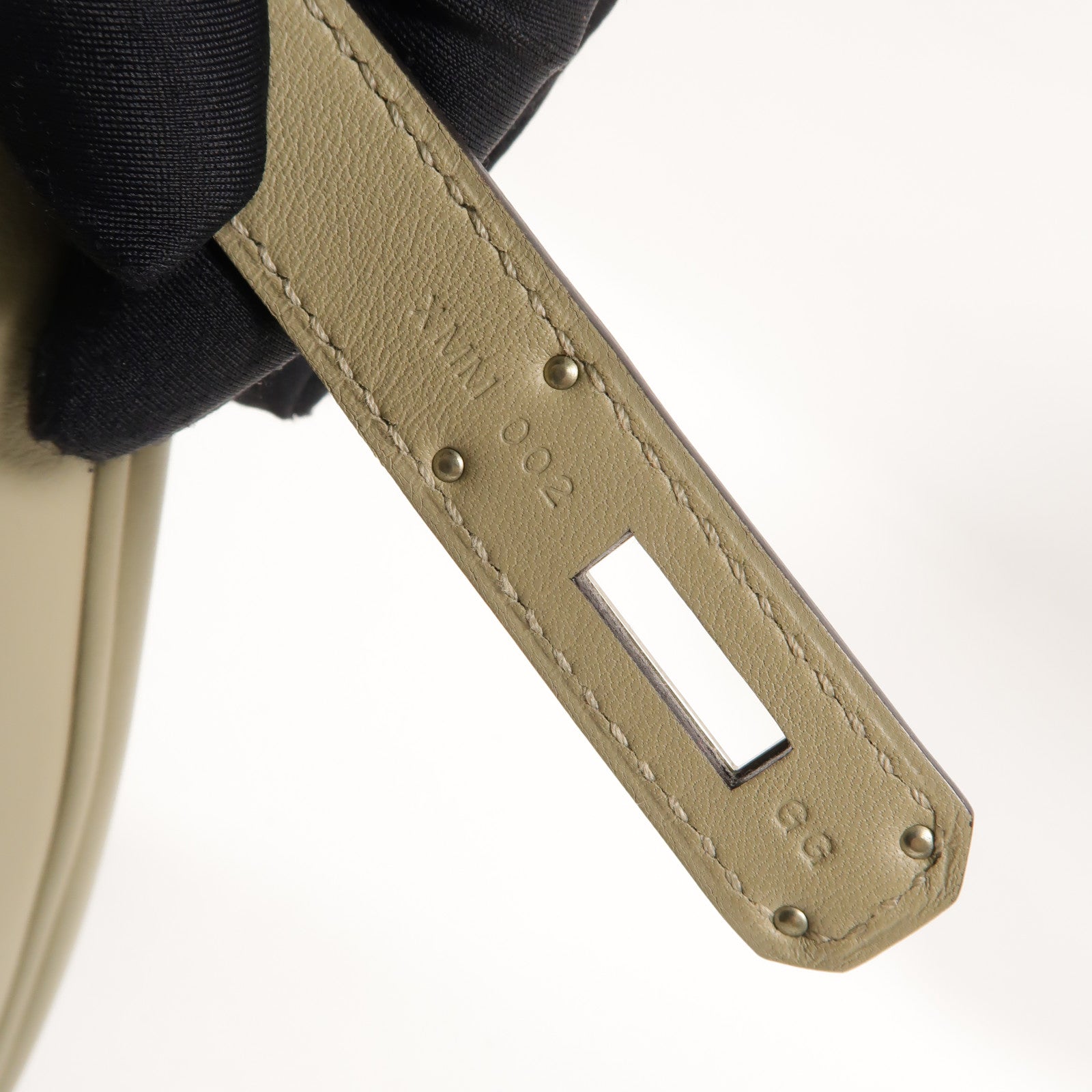 HERMES Swift皮革Berline 28肩背袋Sauge