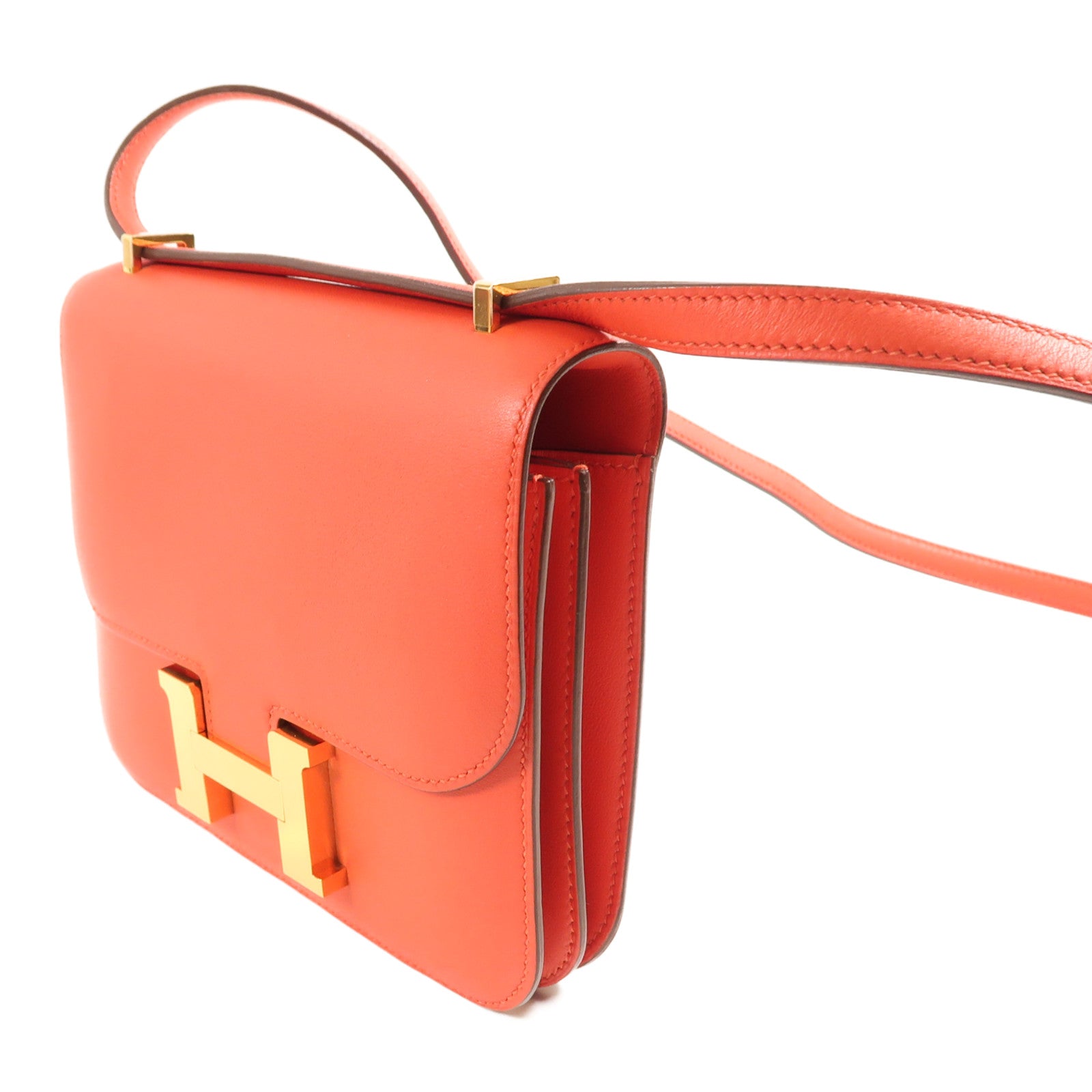 HERMES Swift皮革Constance Mini金扣肩背袋Rouge De Coeur