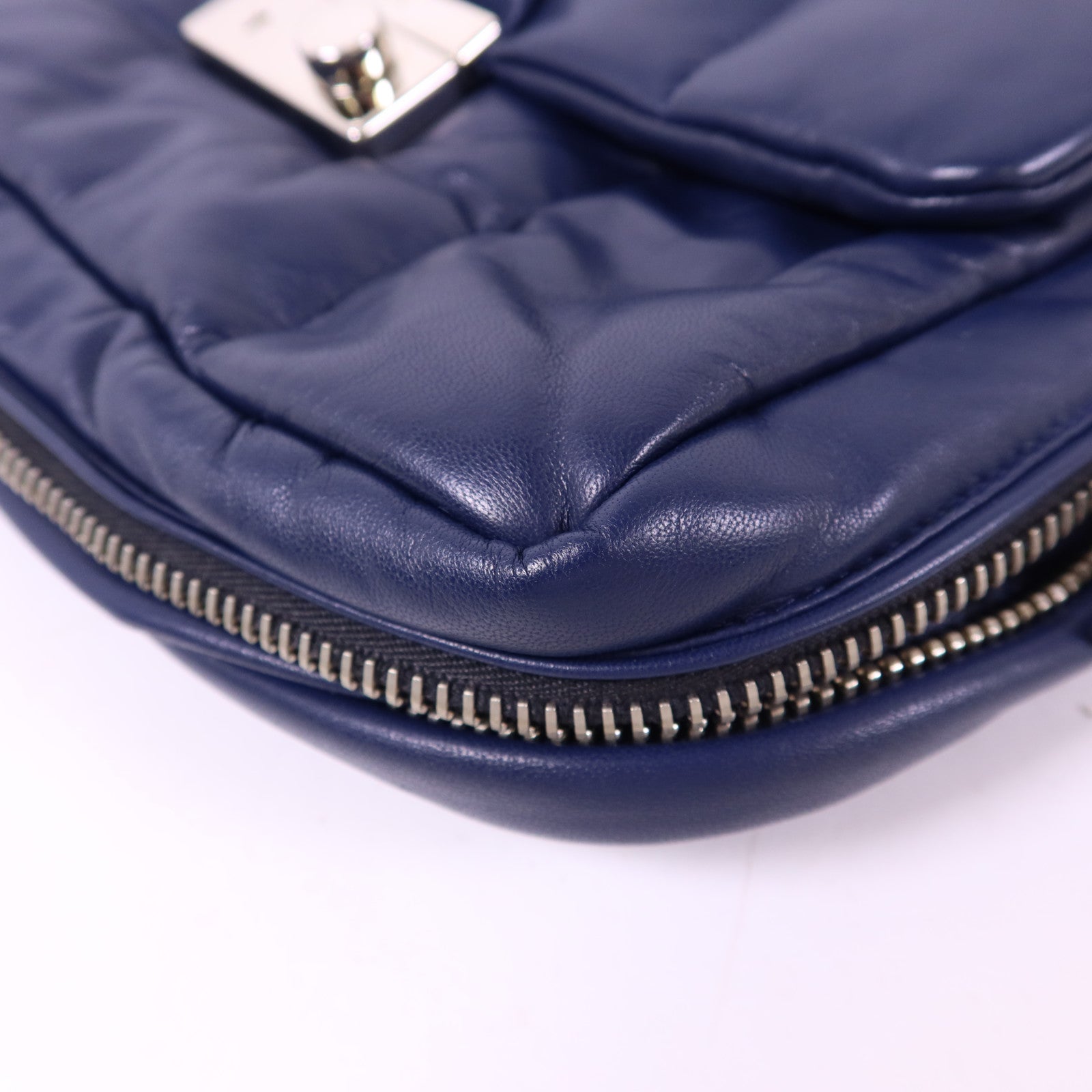 PRADA 羊皮皮革Chain Shoulder Bag銀扣鏈帶肩背袋