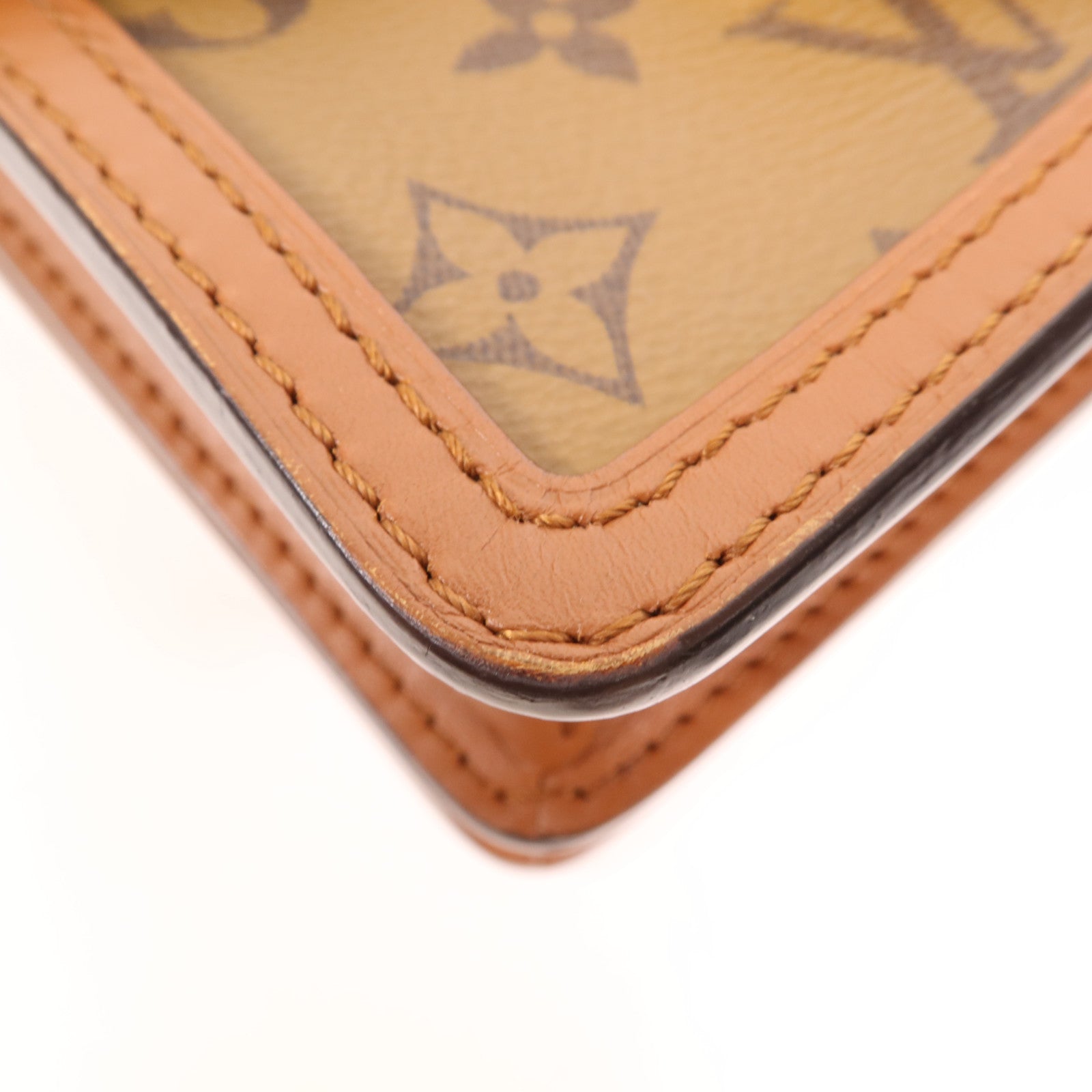 LOUIS VUITTON Monogram Reverse Mini Dauphine金扣肩背袋