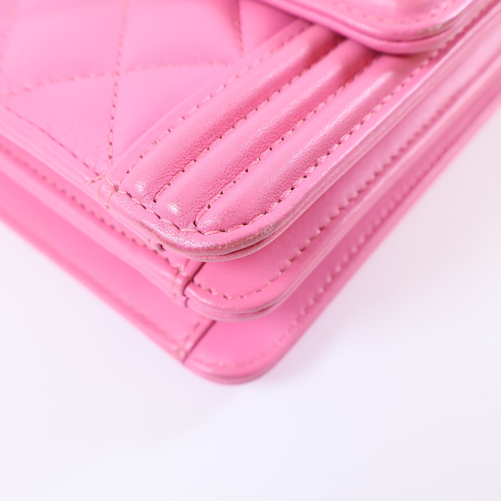 CHANEL 羊皮皮革Le Boy金扣肩背袋粉紅色