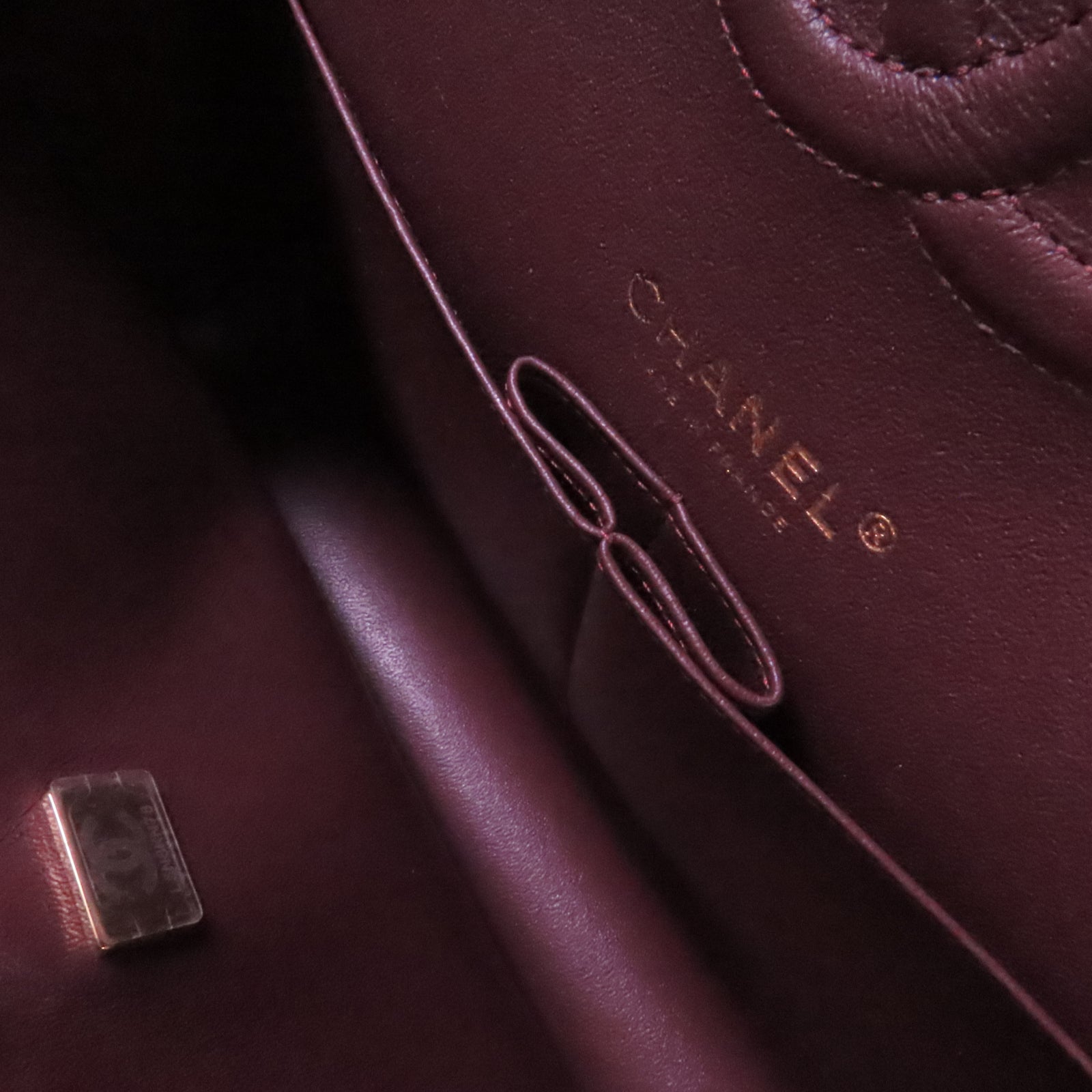 CHANEL 菱格羊皮皮革Classic 25金扣鏈帶肩背袋黑色