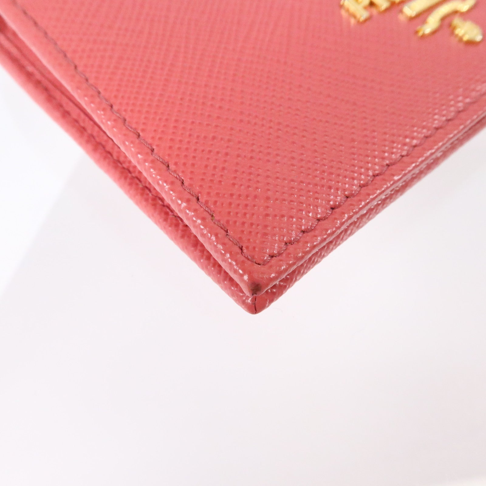 PRADA Saffiano皮革Wallet金扣錢包