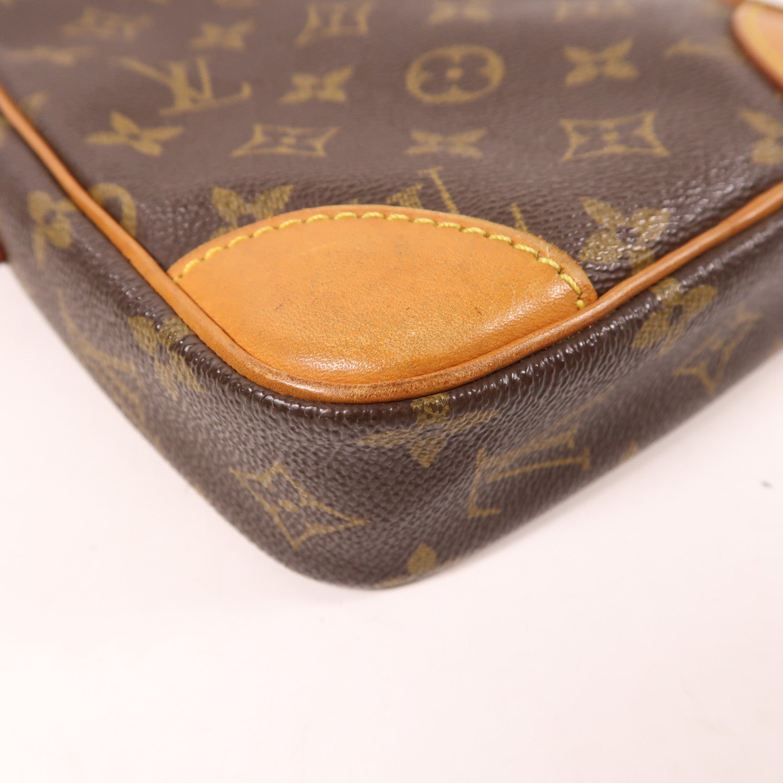 LOUIS VUITTON Monogram Danube金扣肩背袋棕色
