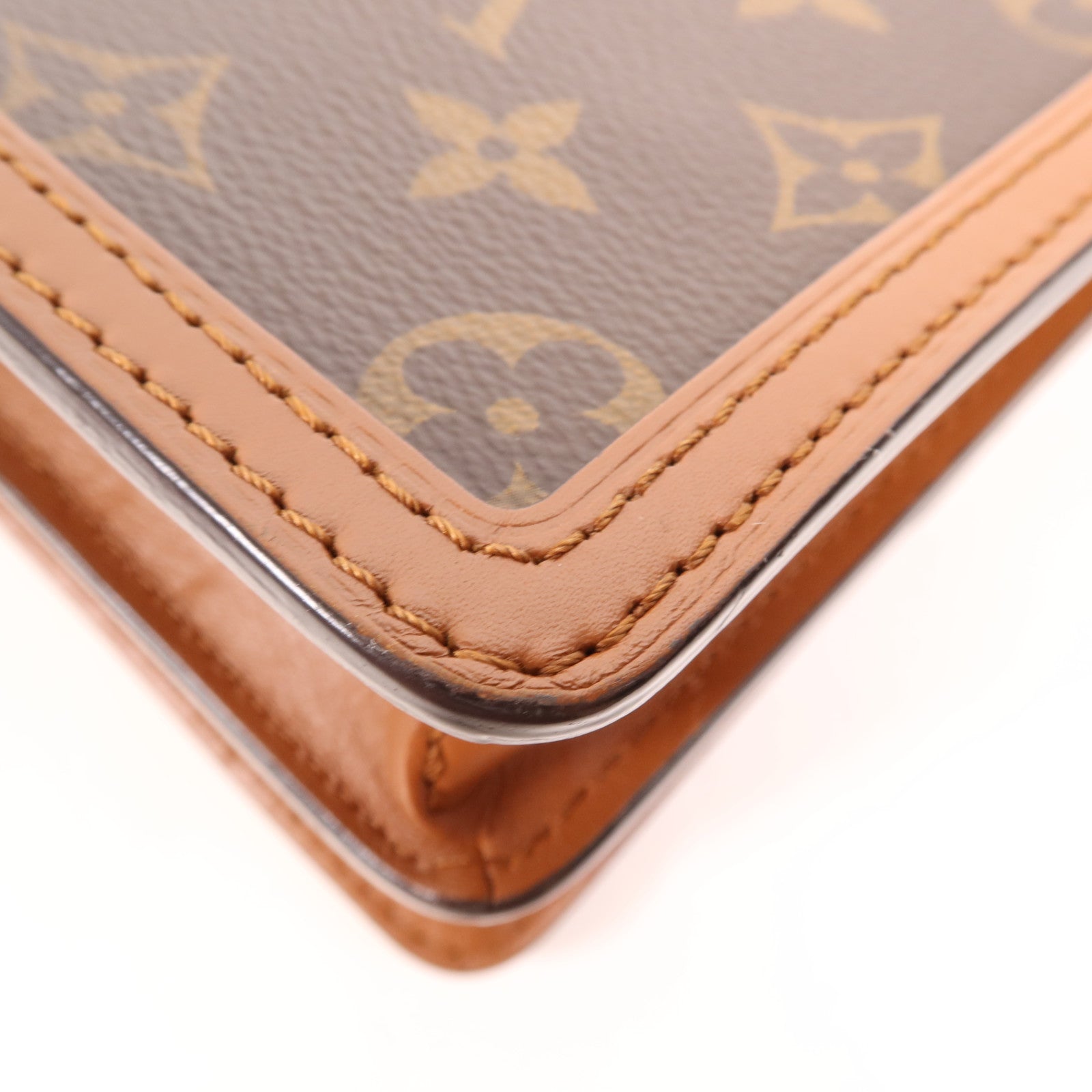 LOUIS VUITTON Monogram Reverse Mini Dauphine金扣肩背袋