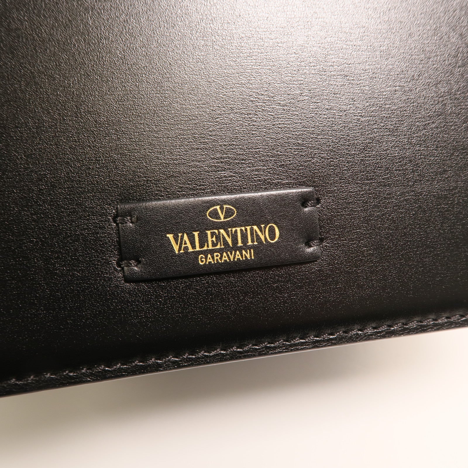 Valentino 牛皮皮革VSling Bag金扣肩背袋