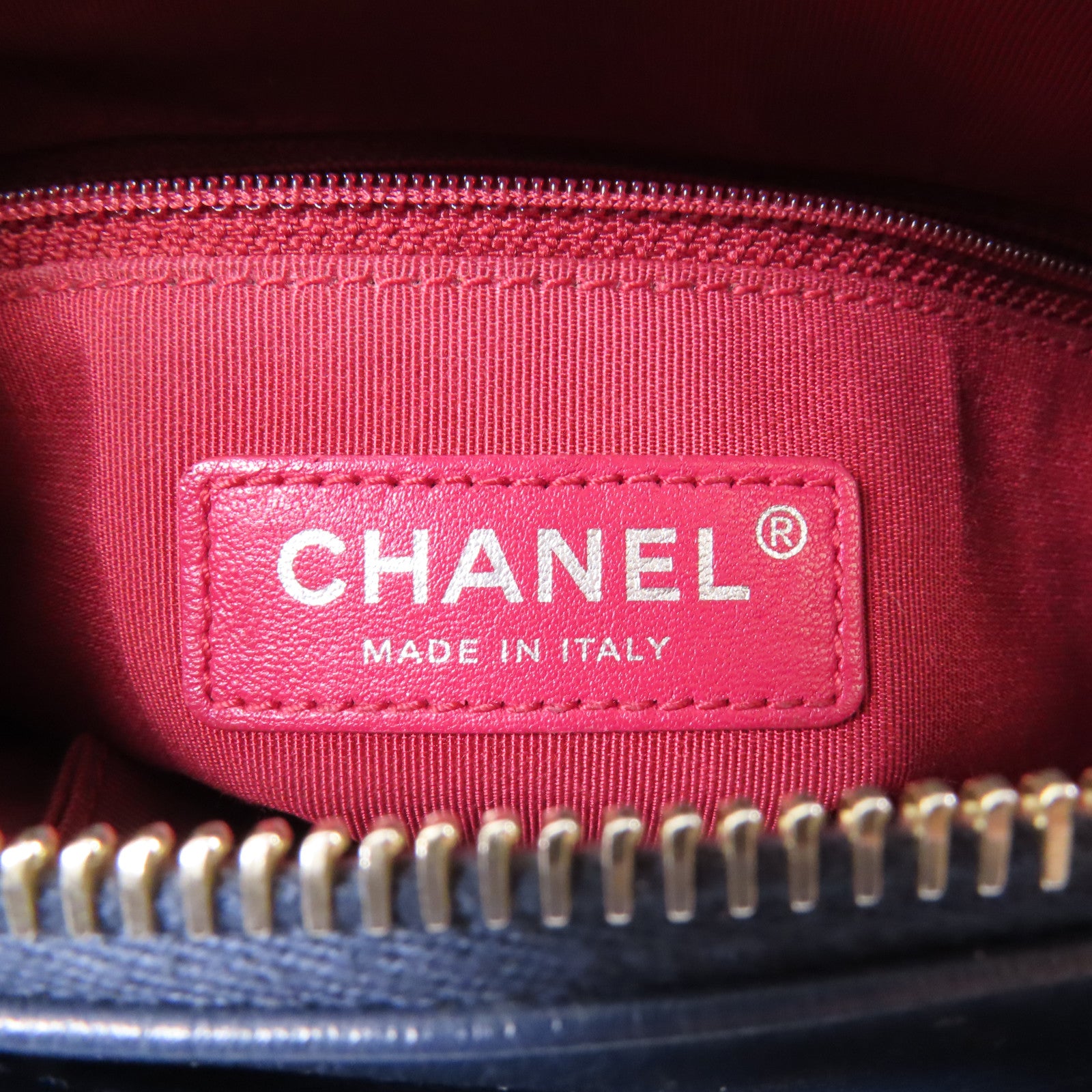 CHANEL 牛皮皮革Gabrielle Small鏈帶肩背袋藍色