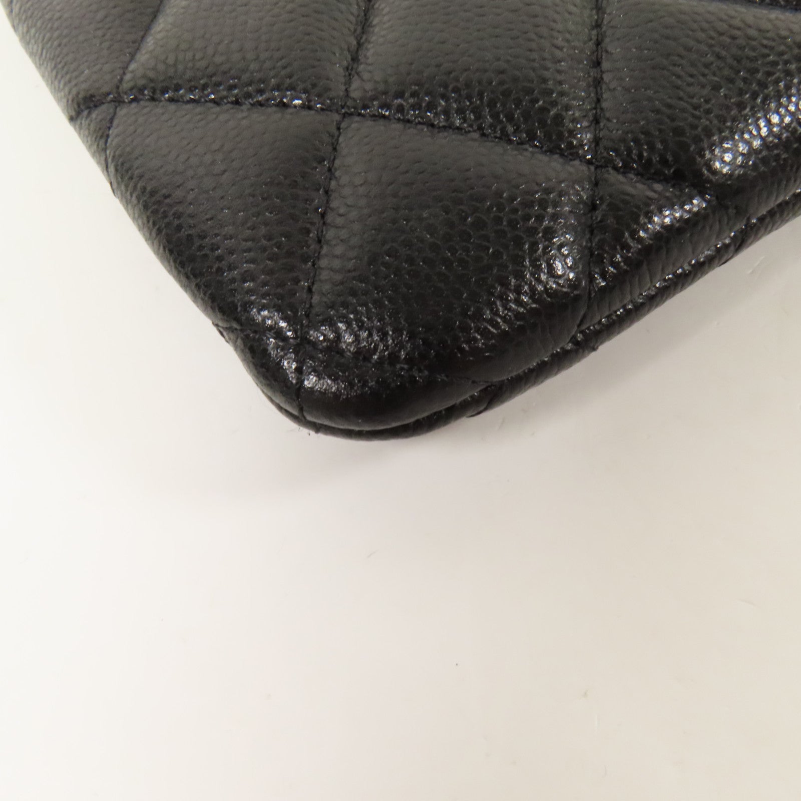 CHANEL 牛皮皮革Pouch金扣手拿包