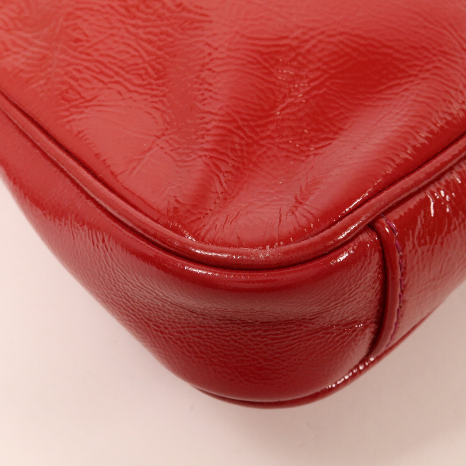 YVES SAINT LAURENT 漆皮皮革Shoulder Bag肩背袋