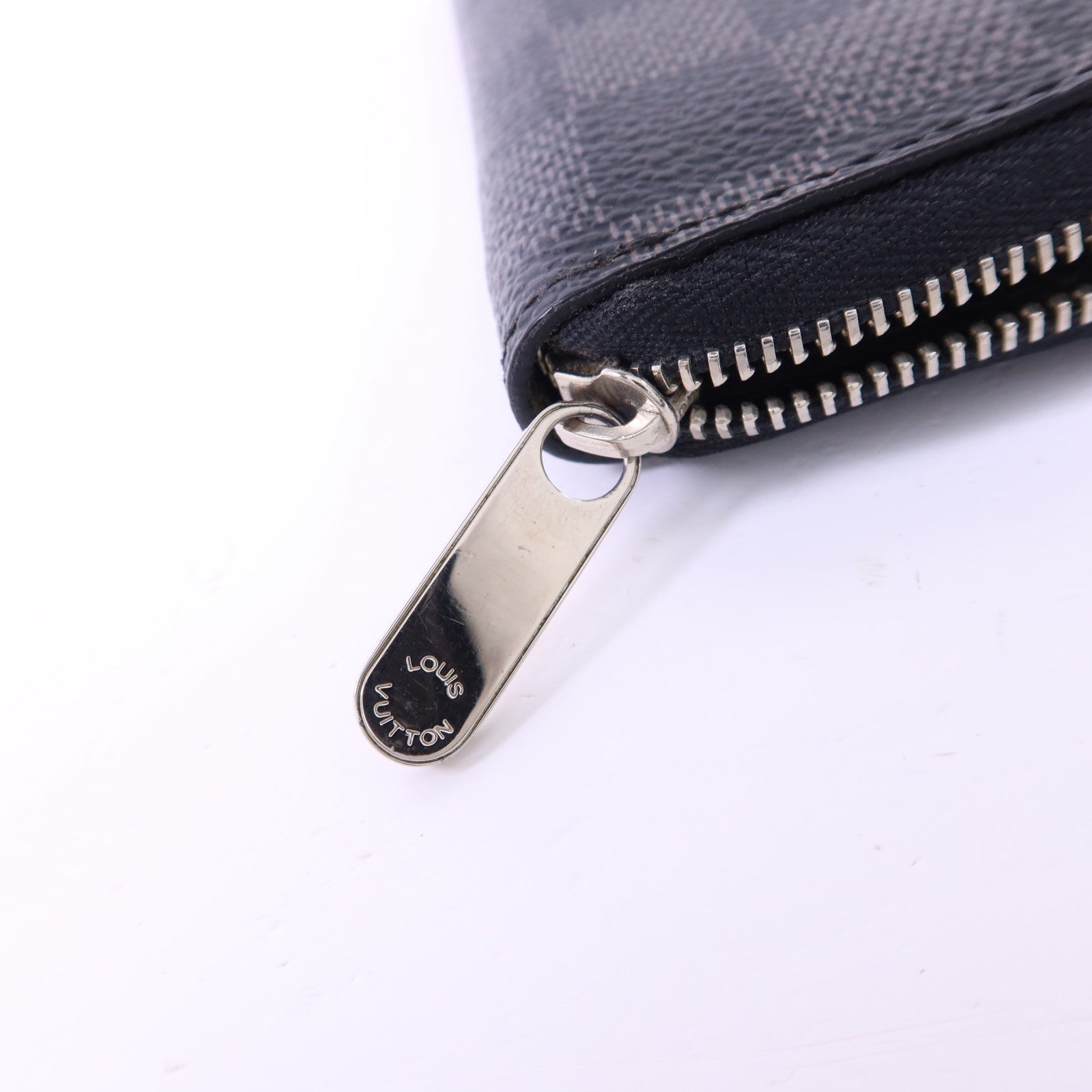 LOUIS VUITTON Damier Graphite Card Case銀扣卡片套