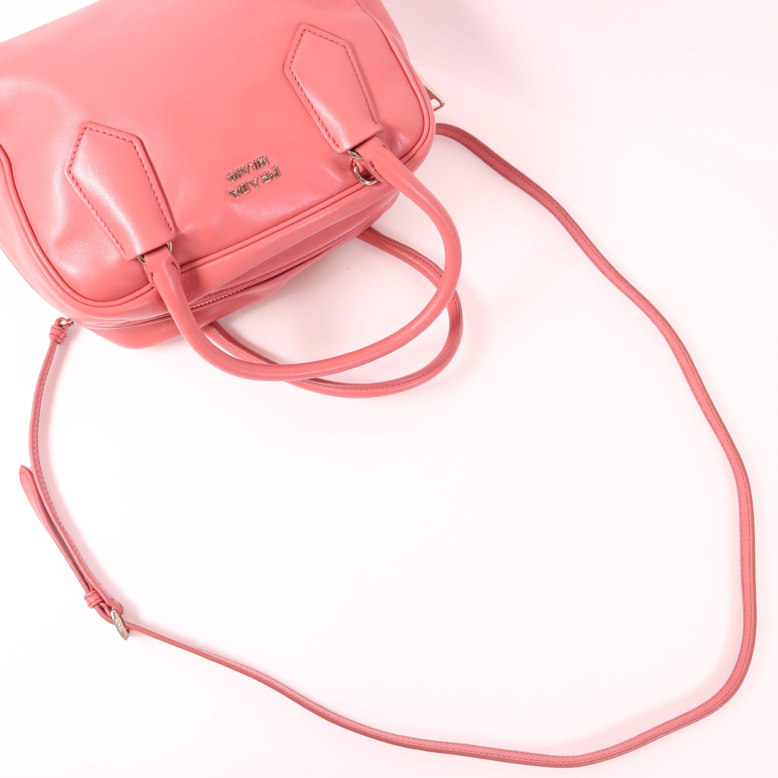 PRADA 牛皮皮革2 Way Shoulder銀扣手挽肩背兩用袋