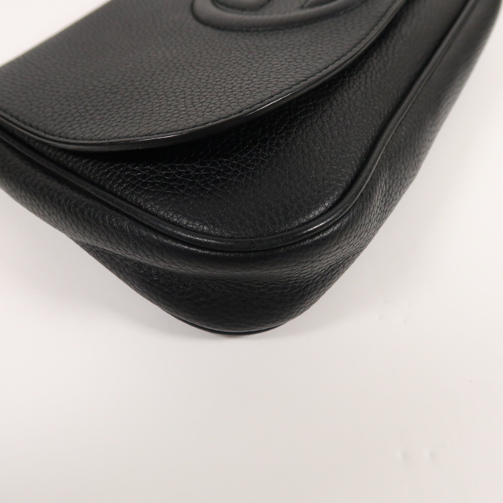 GUCCI 牛皮皮革Shoulder Bag銀扣鏈帶肩背袋黑色