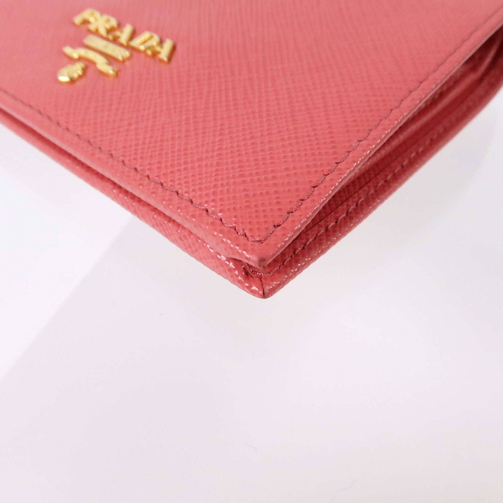PRADA Saffiano皮革Wallet金扣錢包