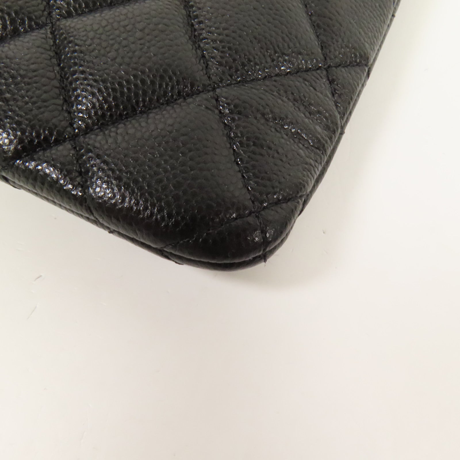 CHANEL 牛皮皮革Pouch金扣手拿包