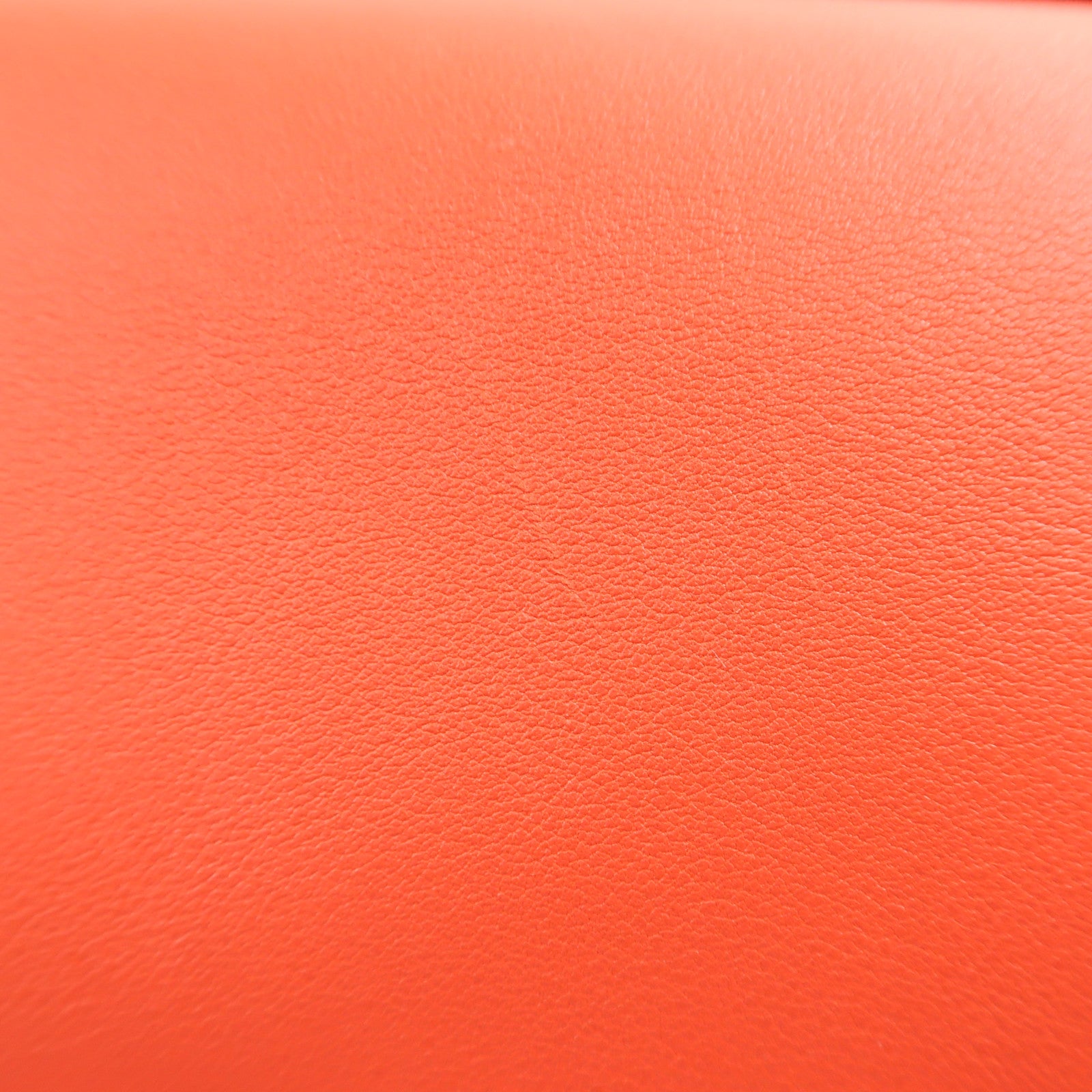 HERMES Swift皮革Constance Mini金扣肩背袋Rouge De Coeur