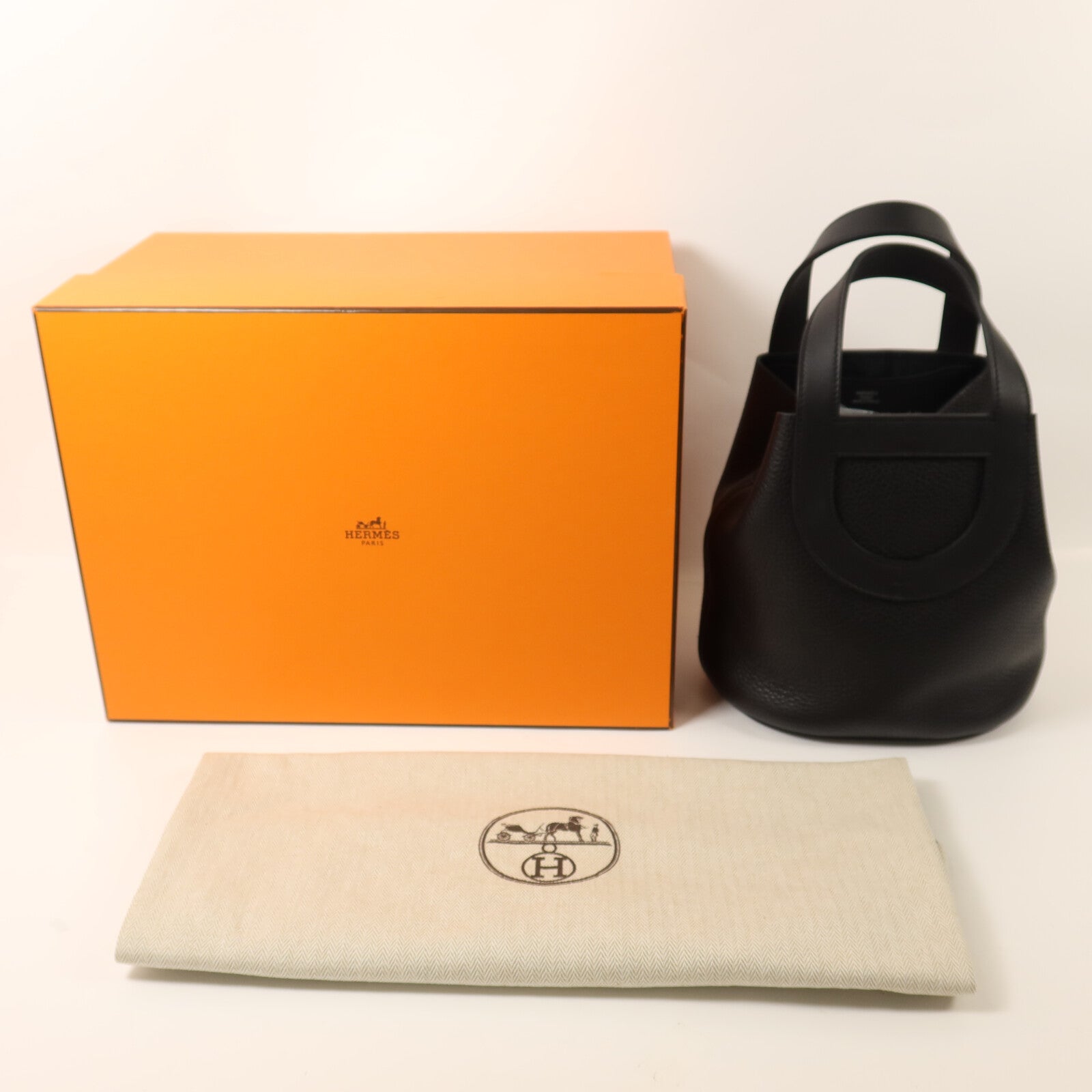 HERMES Clemence皮革In The Loop 18銀扣手挽袋Noir