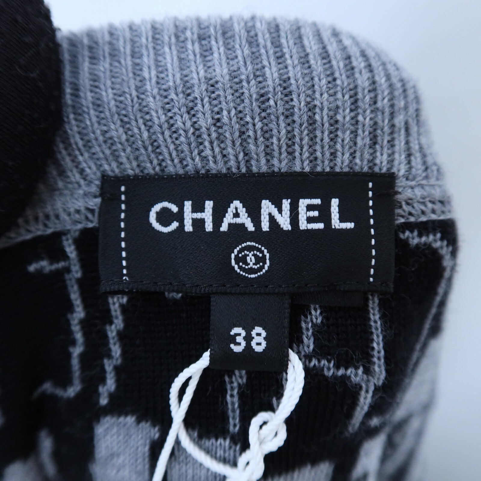 CHANEL Wool Graffiti Knit Sweater針織