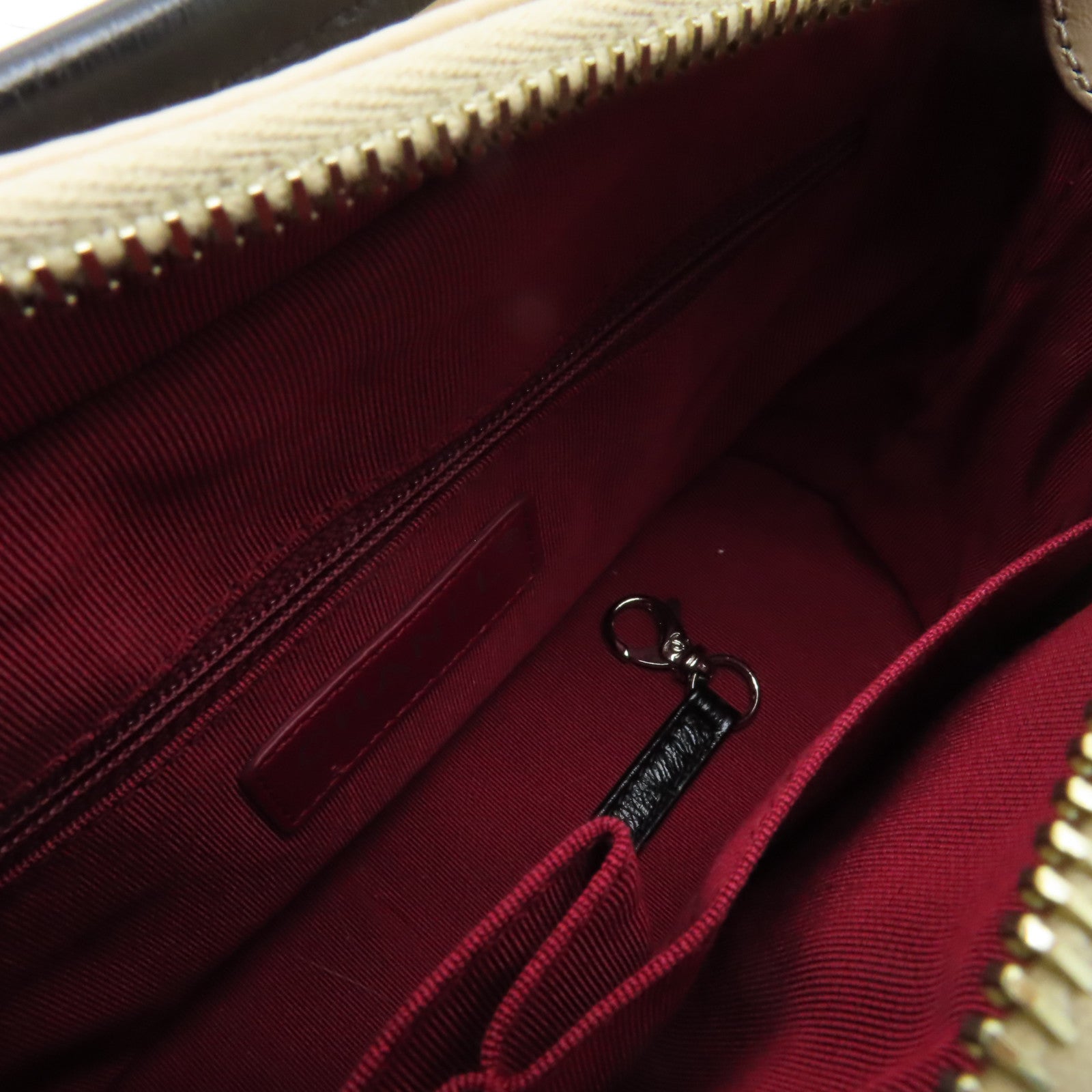 CHANEL 【激減優惠】菱格牛皮皮革Gabrielle Small金扣/銀扣鏈帶肩背袋米色/黑色