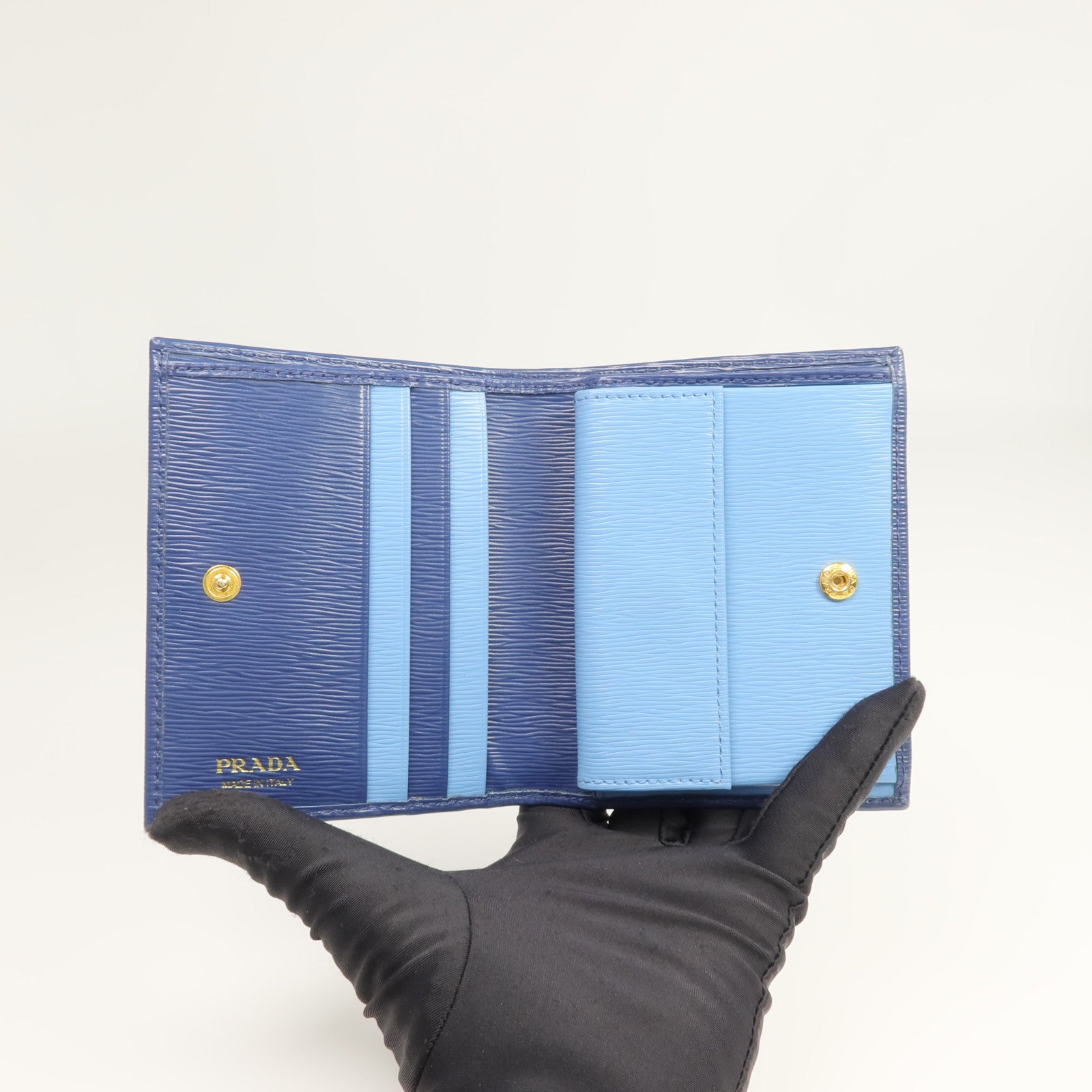 PRADA 牛皮皮革Wallet金扣長錢包