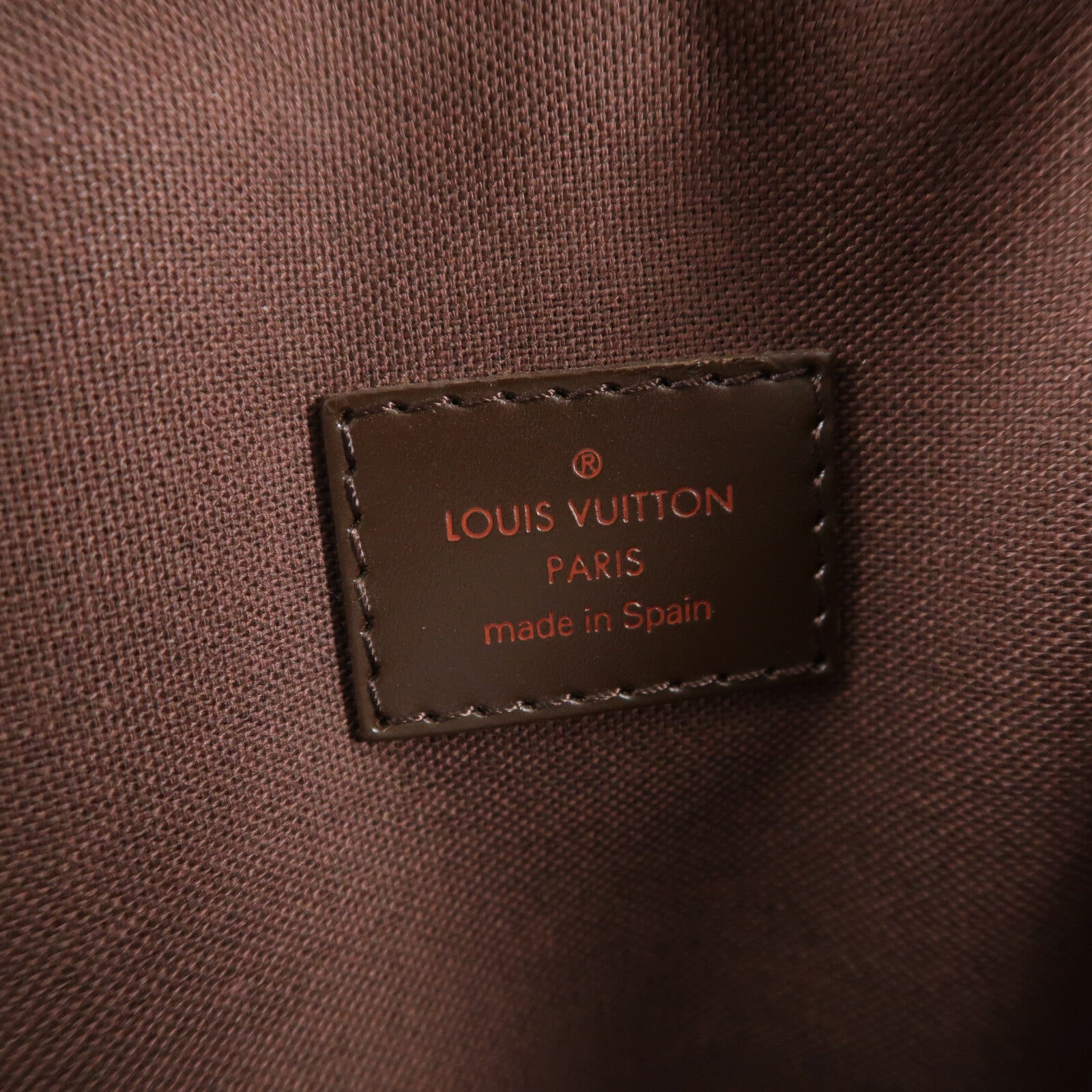 LOUIS VUITTON Damier Beaubourg肩背袋