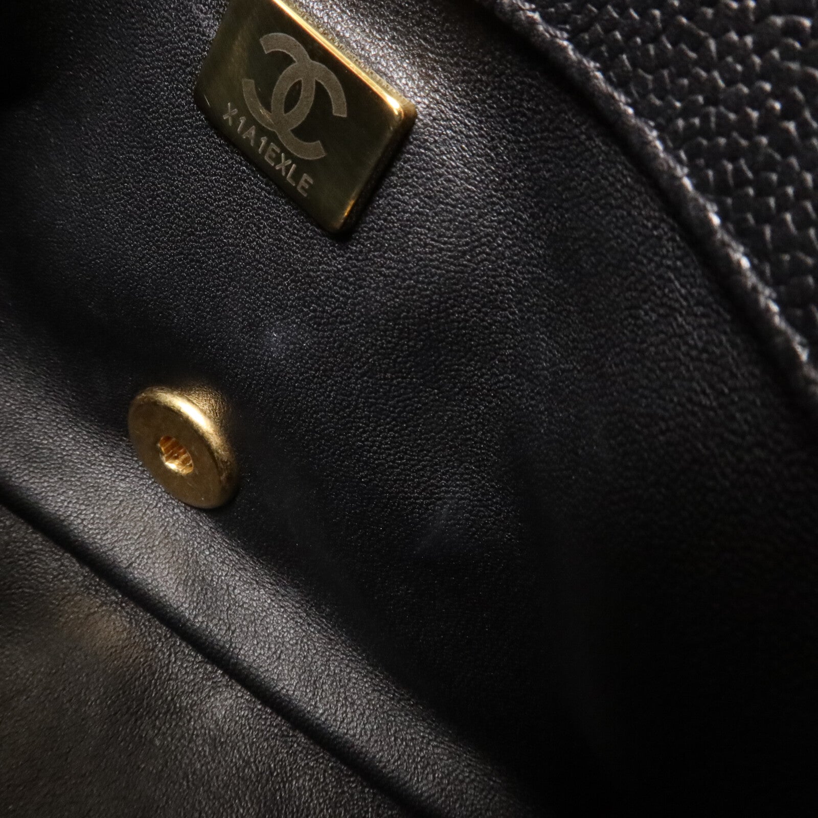 CHANEL 牛皮皮革Chain Shoulder鏈帶肩背袋