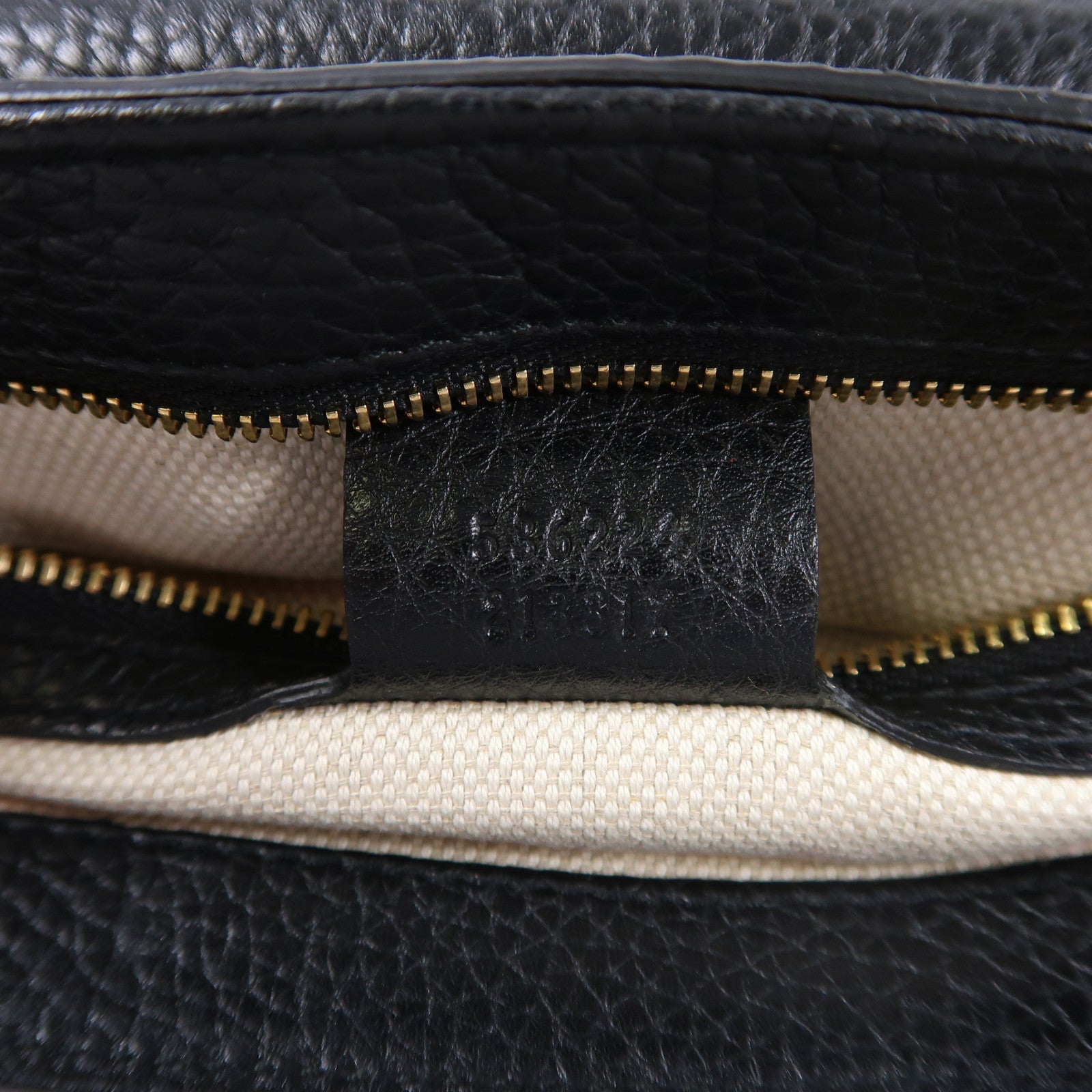 GUCCI 牛皮皮革Shoulder Bag銀扣鏈帶肩背袋黑色