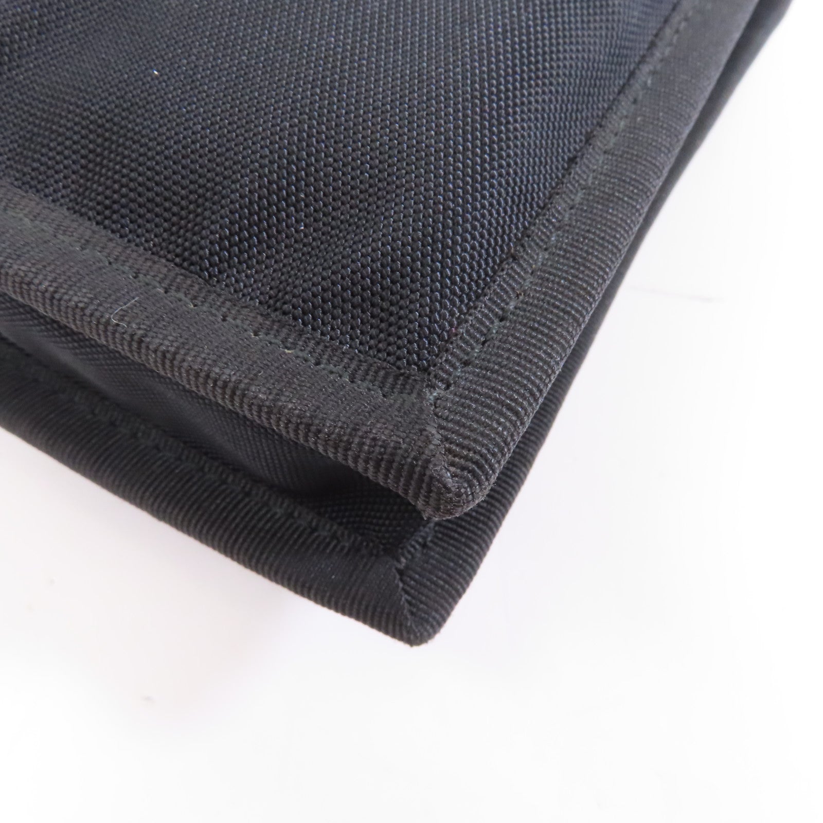 BALENCIAGA 尼龍Shoulder Bag銀扣肩背袋黑色