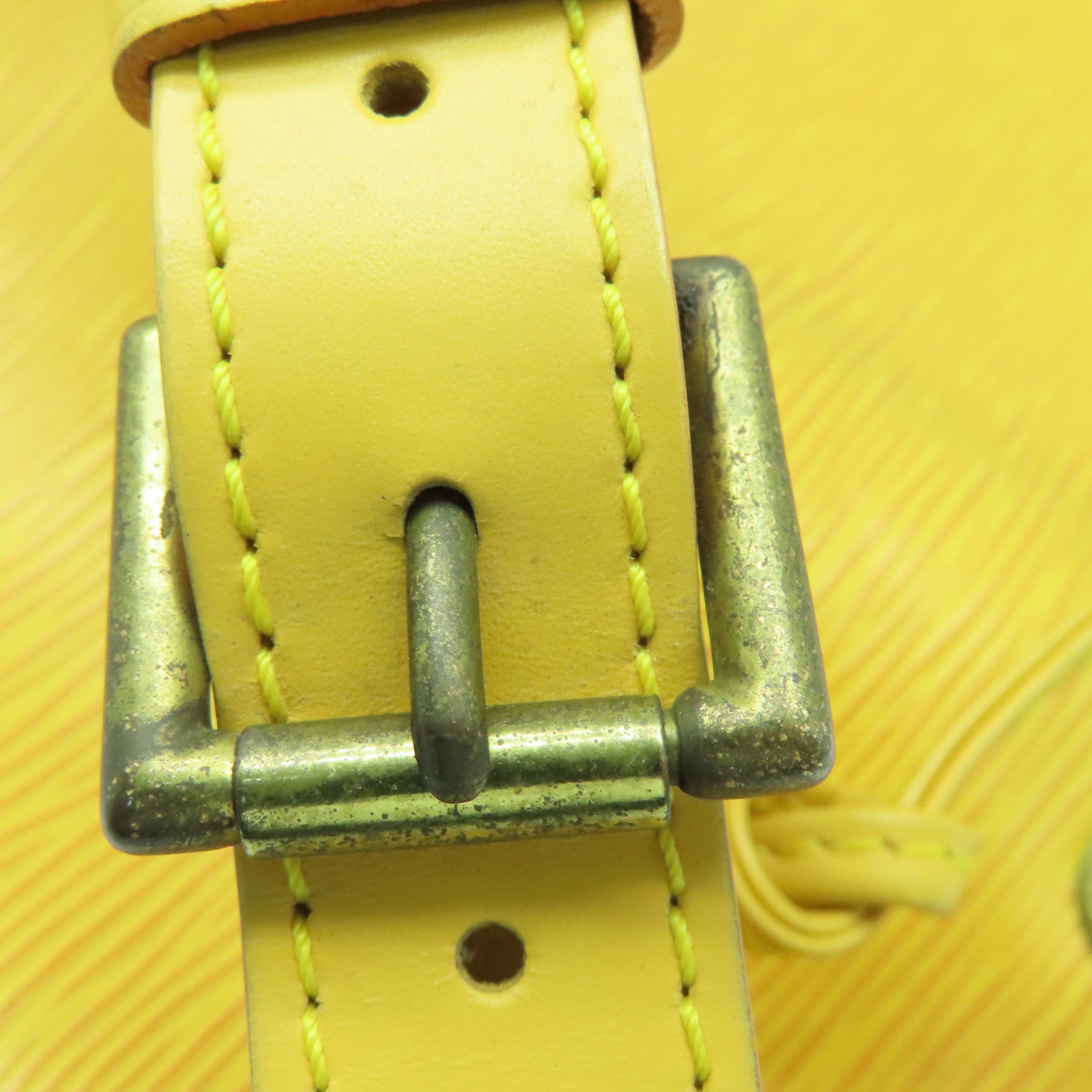 LOUIS VUITTON Epi Petit Noe Gold Buckle Shoulder Bag Yellow M44109