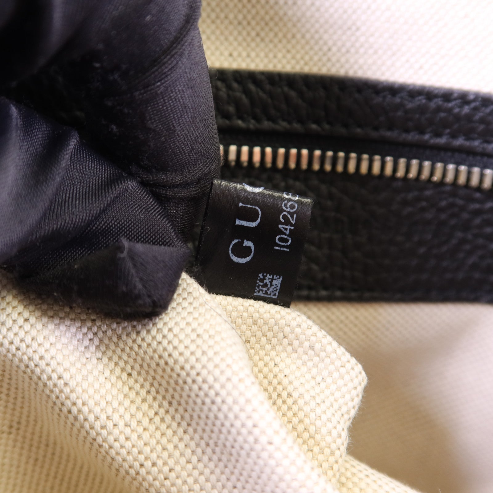 GUCCI 牛皮皮革Jumbo GG銀扣肩背袋