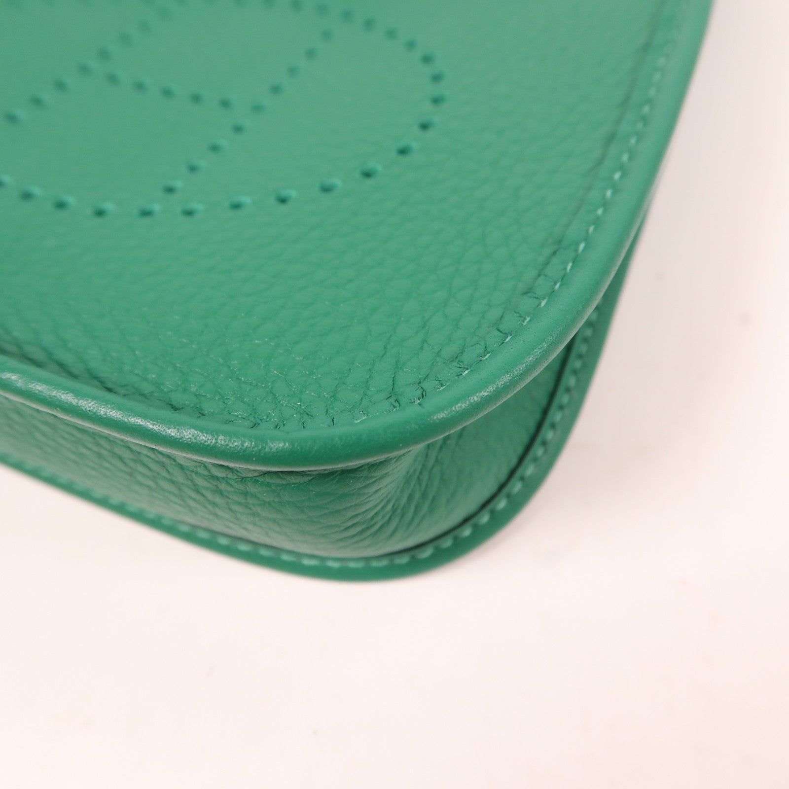 HERMES Clemence皮革Evelyne TPM金扣肩背袋
